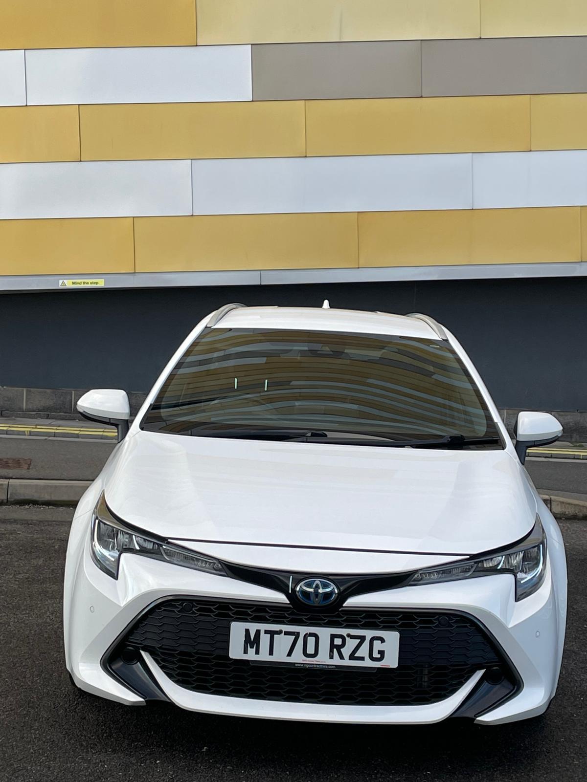 Toyota Corolla 1.8 VVT-h GPF Icon Tech Touring Sports 5dr Petrol Hybrid CVT Euro 6 (s/s) (122 ps)