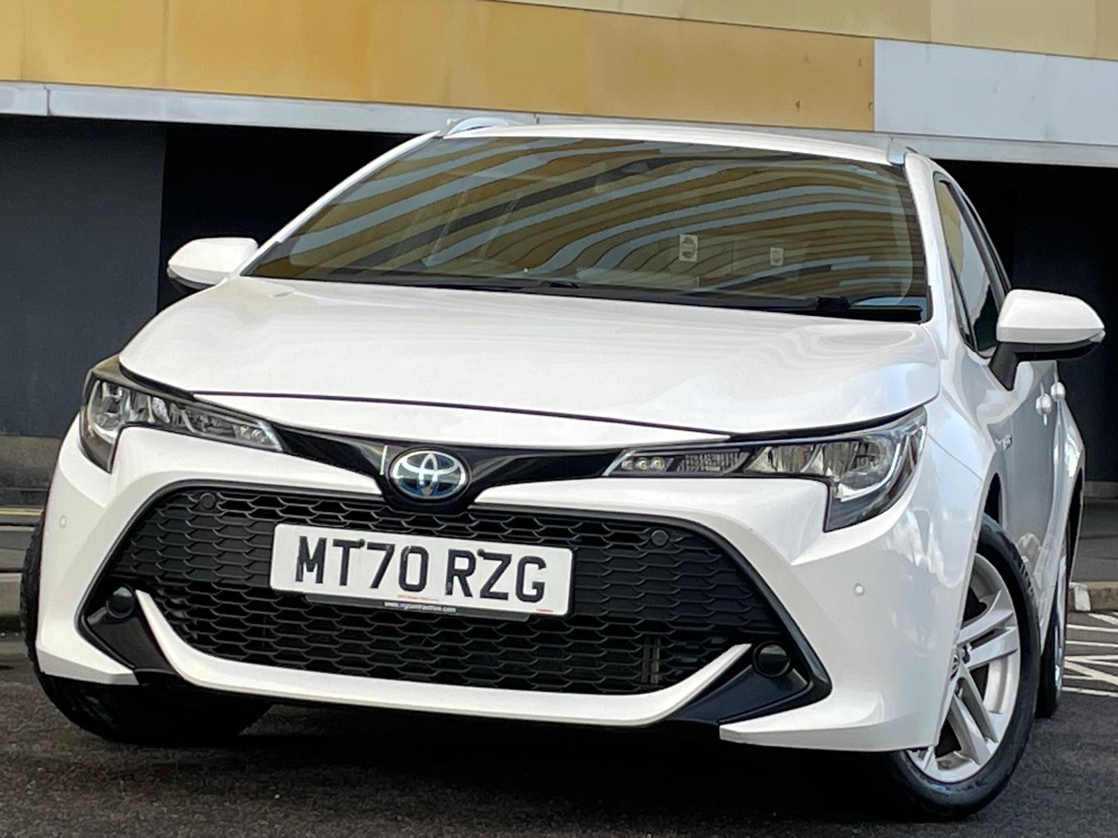 Toyota Corolla 1.8 VVT-h GPF Icon Tech Touring Sports 5dr Petrol Hybrid CVT Euro 6 (s/s) (122 ps)