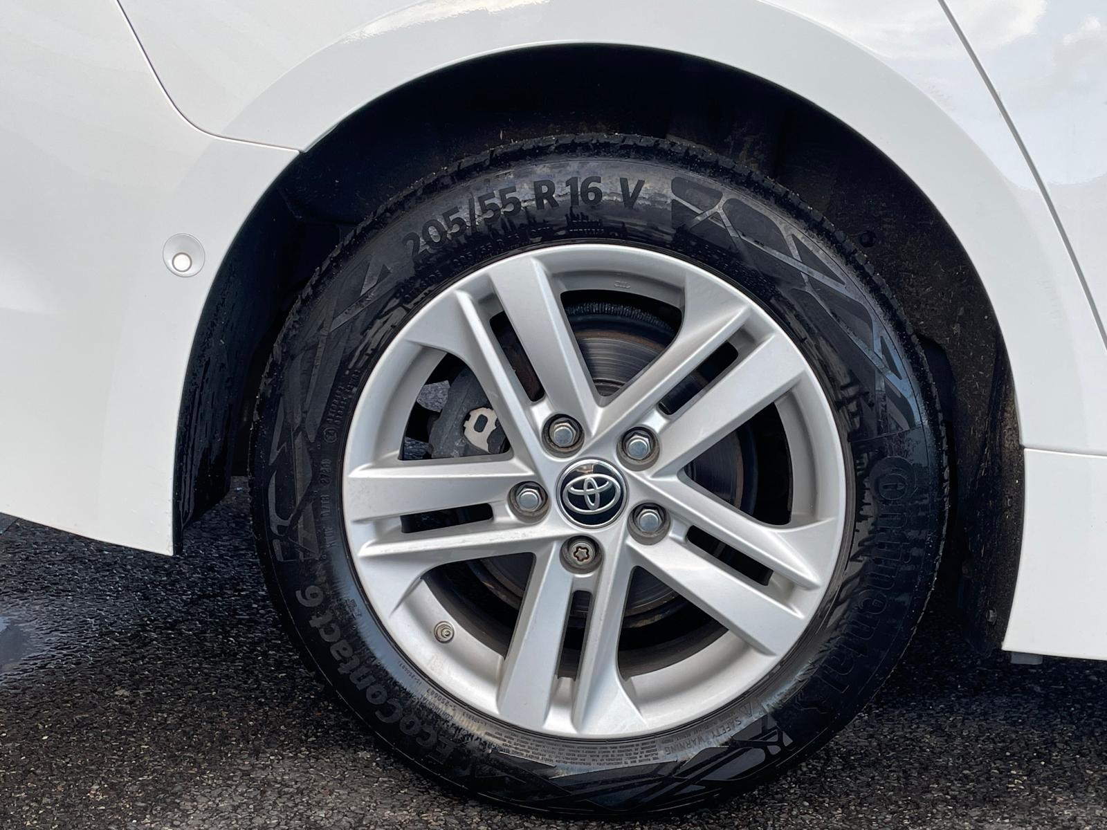 Toyota Corolla 1.8 VVT-h GPF Icon Tech Touring Sports 5dr Petrol Hybrid CVT Euro 6 (s/s) (122 ps)