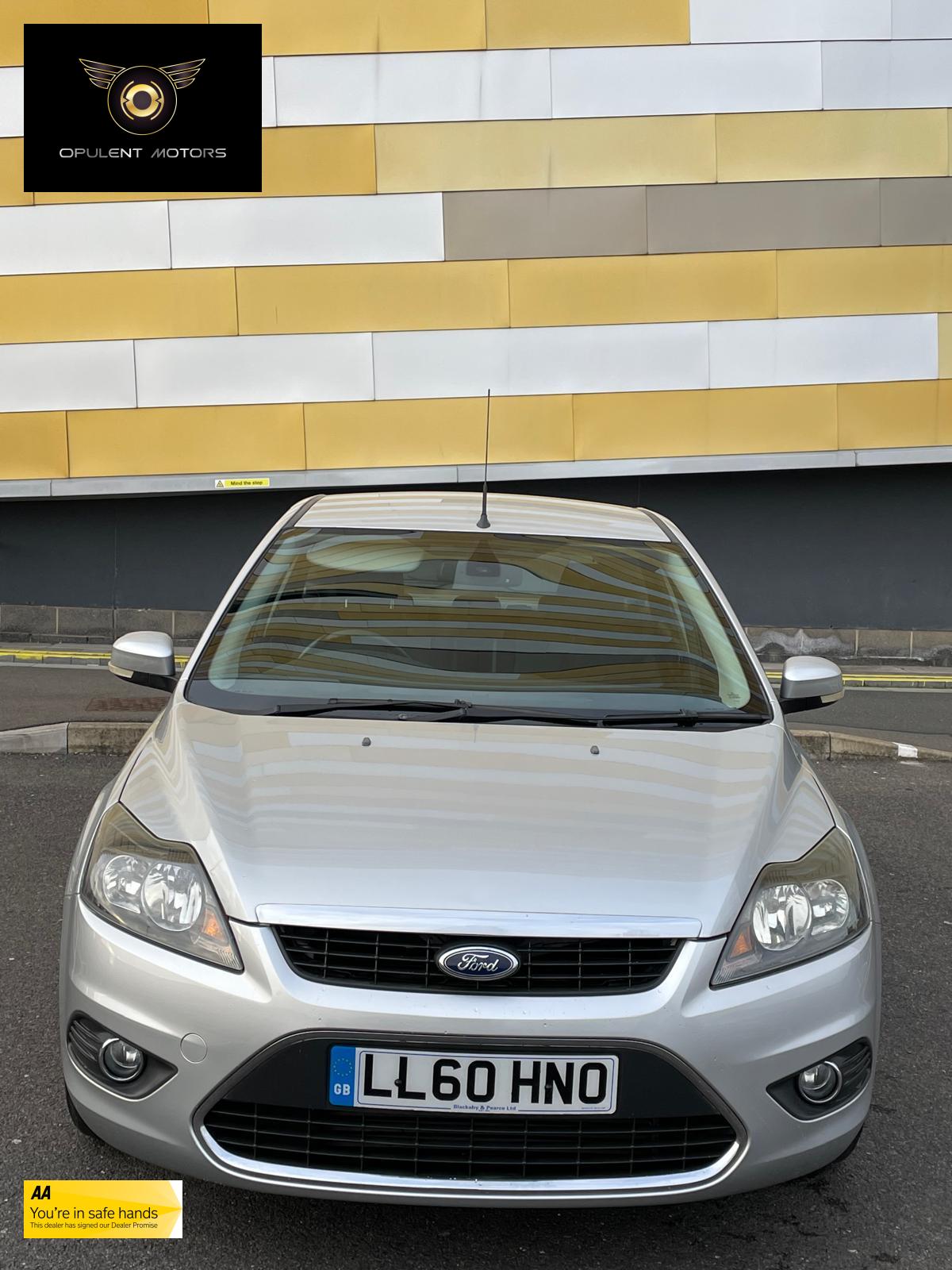 Ford Focus 1.6 TDCi DPF Titanium Hatchback 5dr Diesel Manual (115 g/km, 108 bhp)