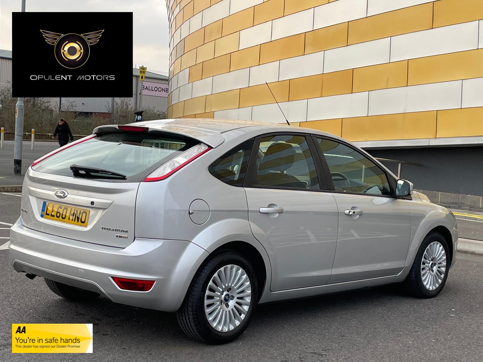 Ford Focus 1.6 TDCi DPF Titanium Hatchback 5dr Diesel Manual (115 g/km, 108 bhp)