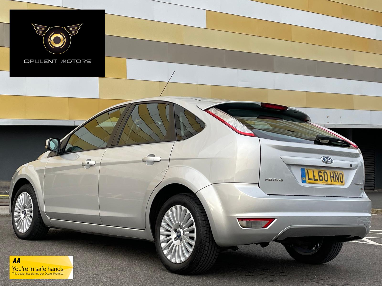 Ford Focus 1.6 TDCi DPF Titanium Hatchback 5dr Diesel Manual (115 g/km, 108 bhp)