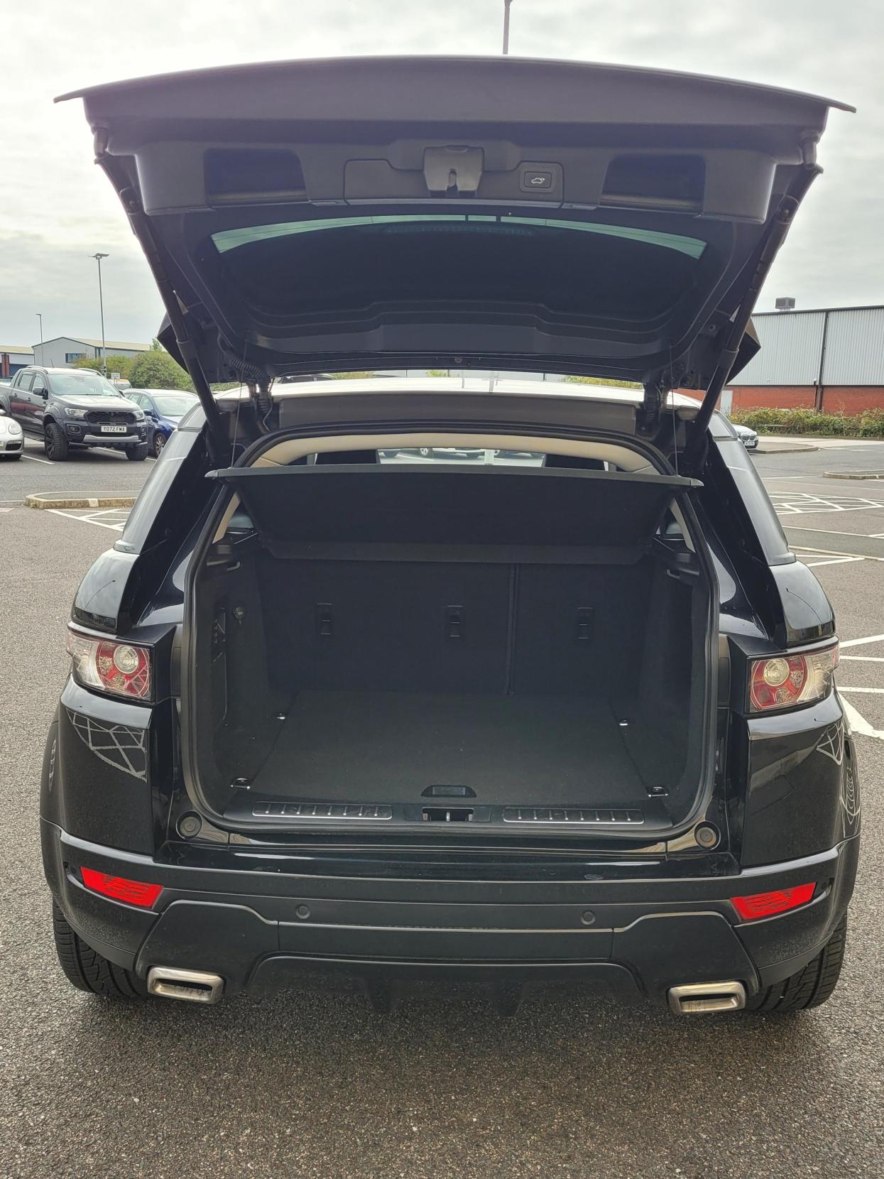 Land Rover Range Rover Evoque 2.2 SD4 Dynamic SUV 5dr Diesel Auto 4WD Euro 5 (s/s) (190 ps)