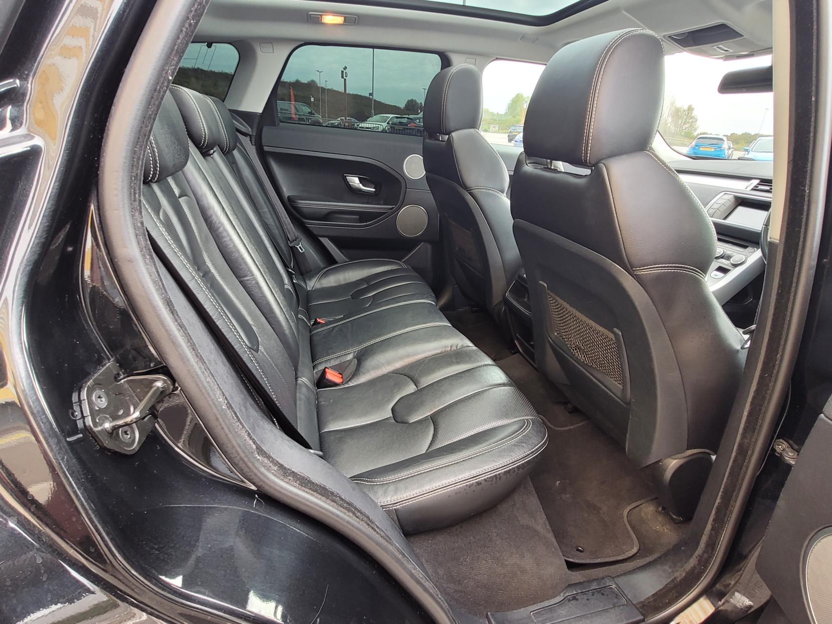 Land Rover Range Rover Evoque 2.2 SD4 Dynamic SUV 5dr Diesel Auto 4WD Euro 5 (s/s) (190 ps)