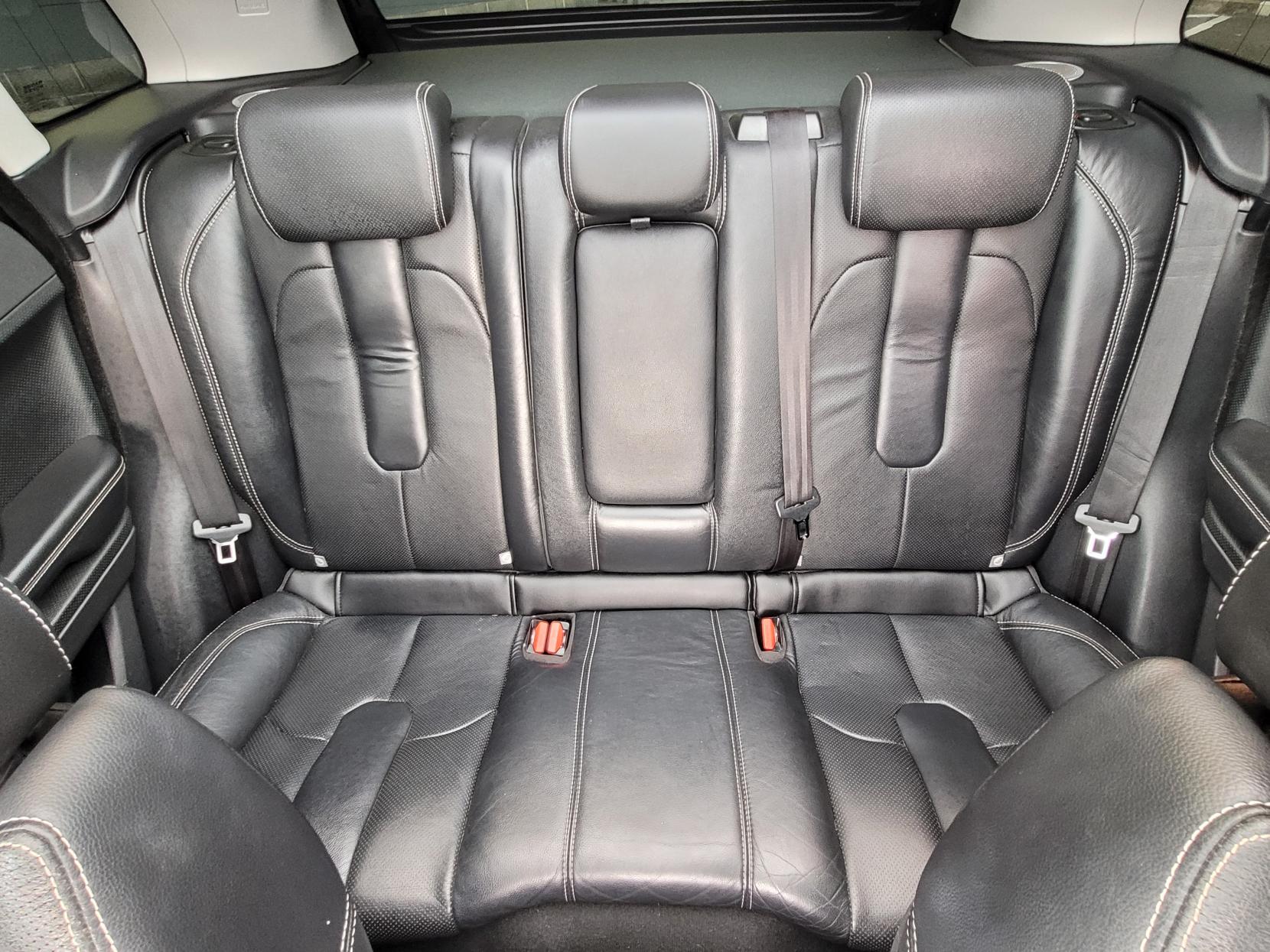 Land Rover Range Rover Evoque 2.2 SD4 Dynamic SUV 5dr Diesel Auto 4WD Euro 5 (s/s) (190 ps)
