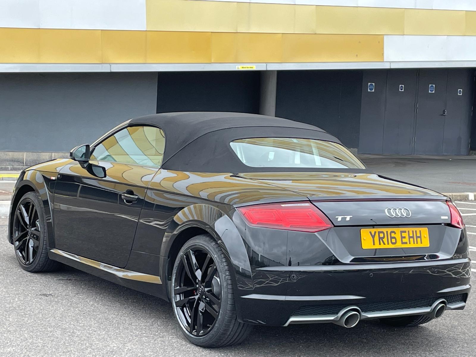 Audi TT 2.0 TDI ultra S line Roadster 2dr Diesel Manual Euro 6 (s/s) (184 ps)