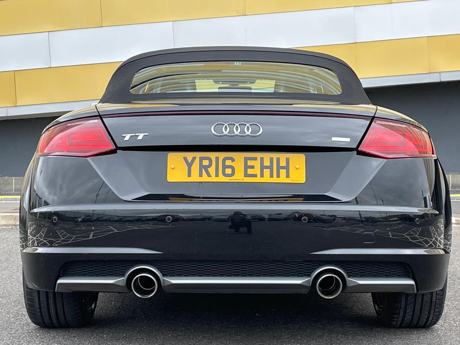 Audi TT 2.0 TDI ultra S line Roadster 2dr Diesel Manual Euro 6 (s/s) (184 ps)