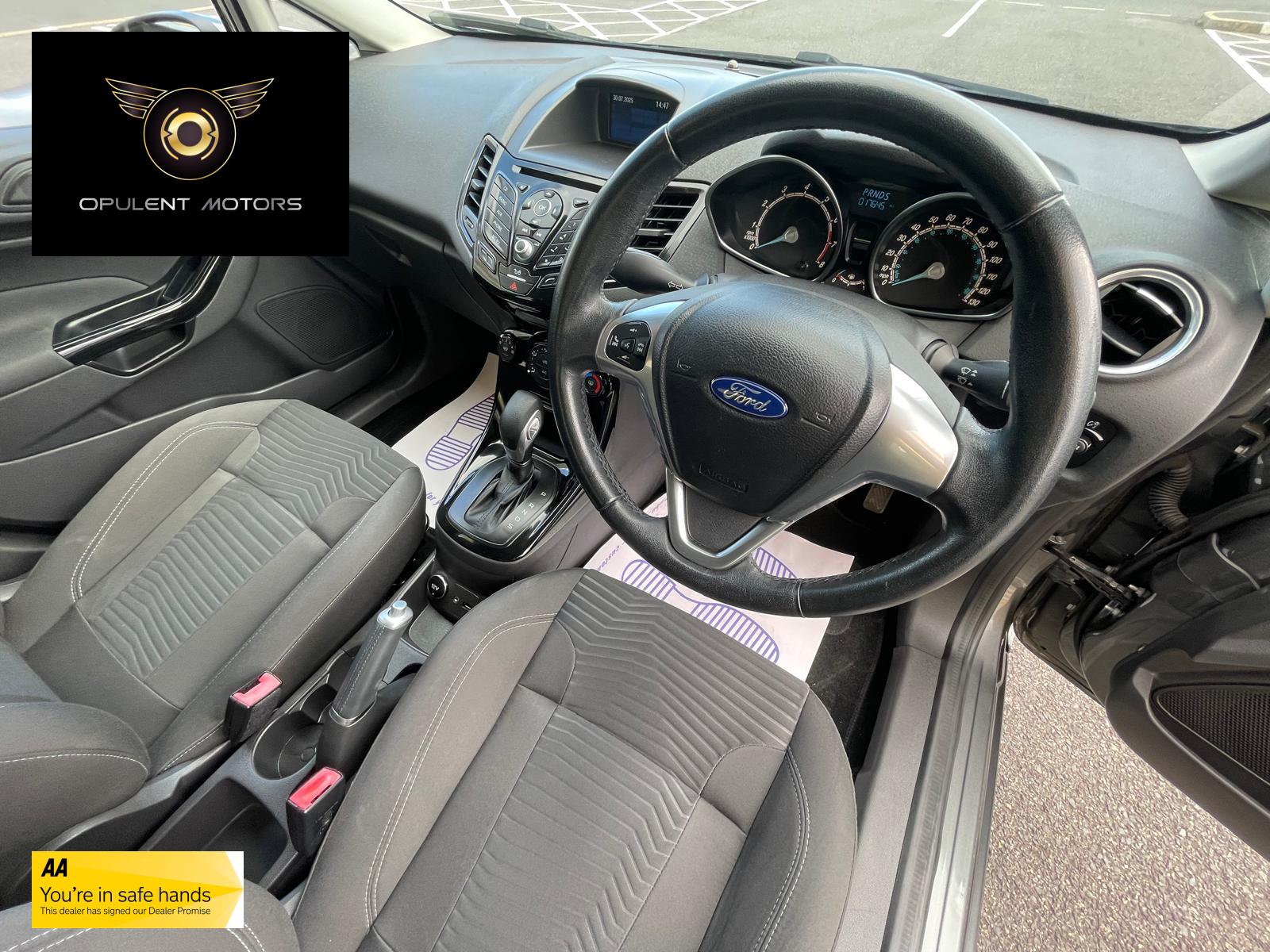Ford Fiesta 1.0T EcoBoost Zetec Hatchback 5dr Petrol Powershift Euro 6 (100 ps)