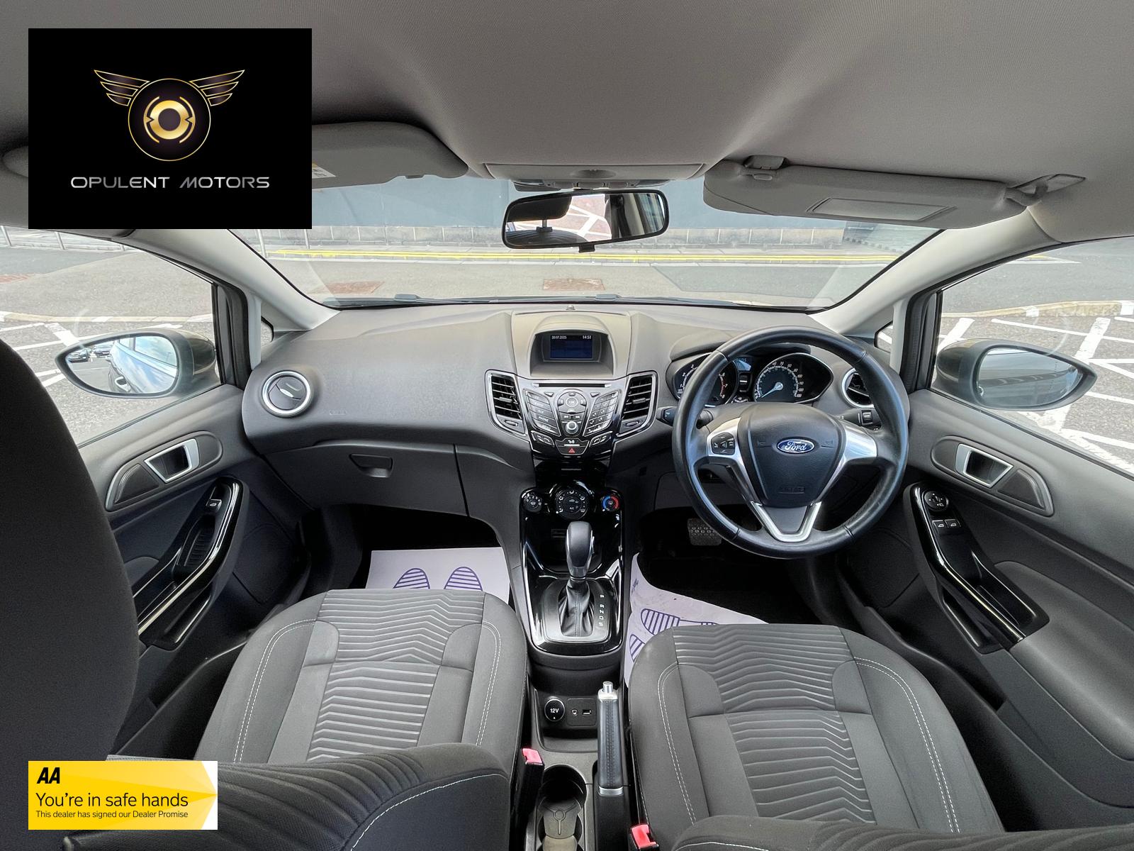 Ford Fiesta 1.0T EcoBoost Zetec Hatchback 5dr Petrol Powershift Euro 6 (100 ps)