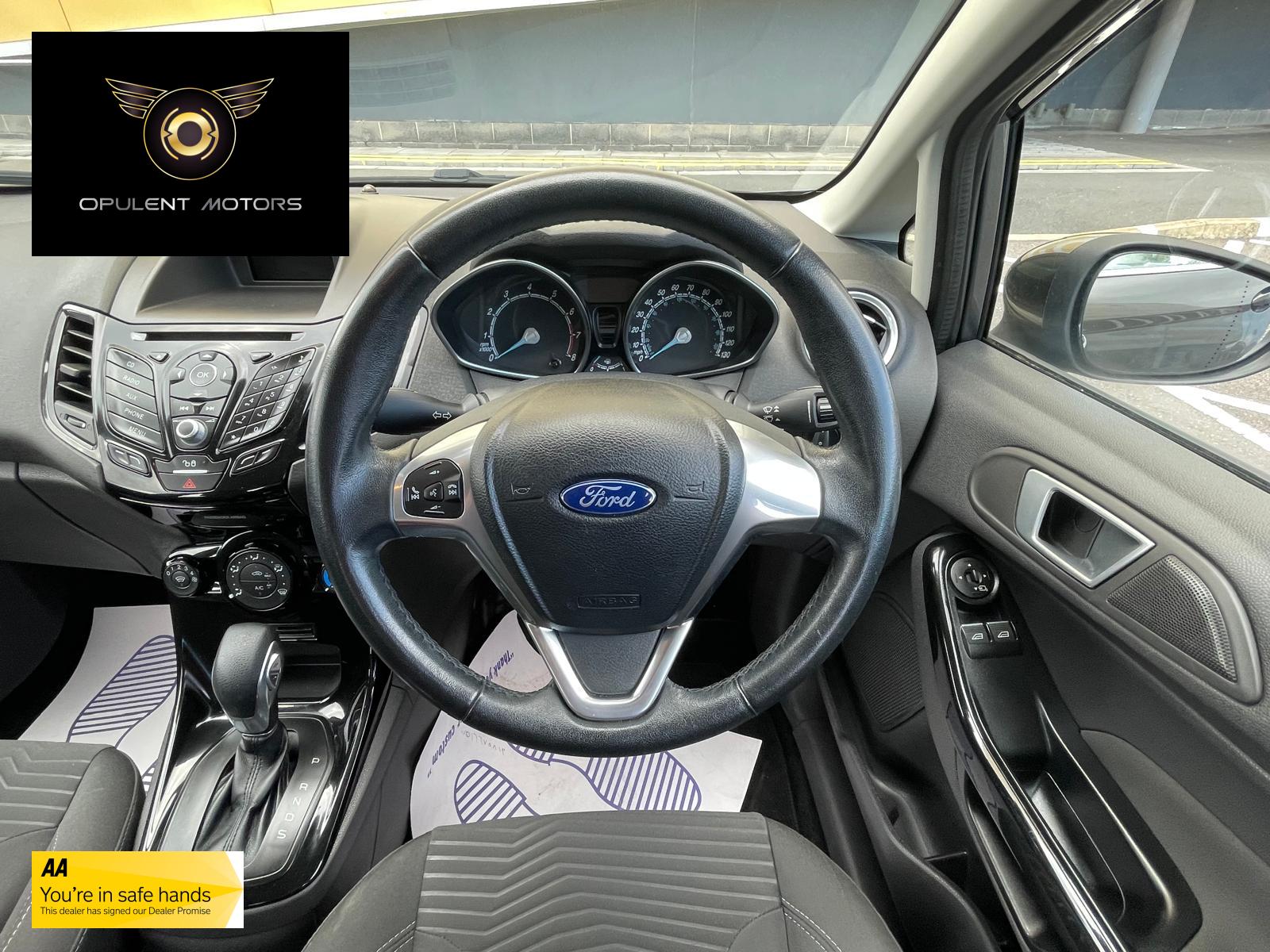 Ford Fiesta 1.0T EcoBoost Zetec Hatchback 5dr Petrol Powershift Euro 6 (100 ps)