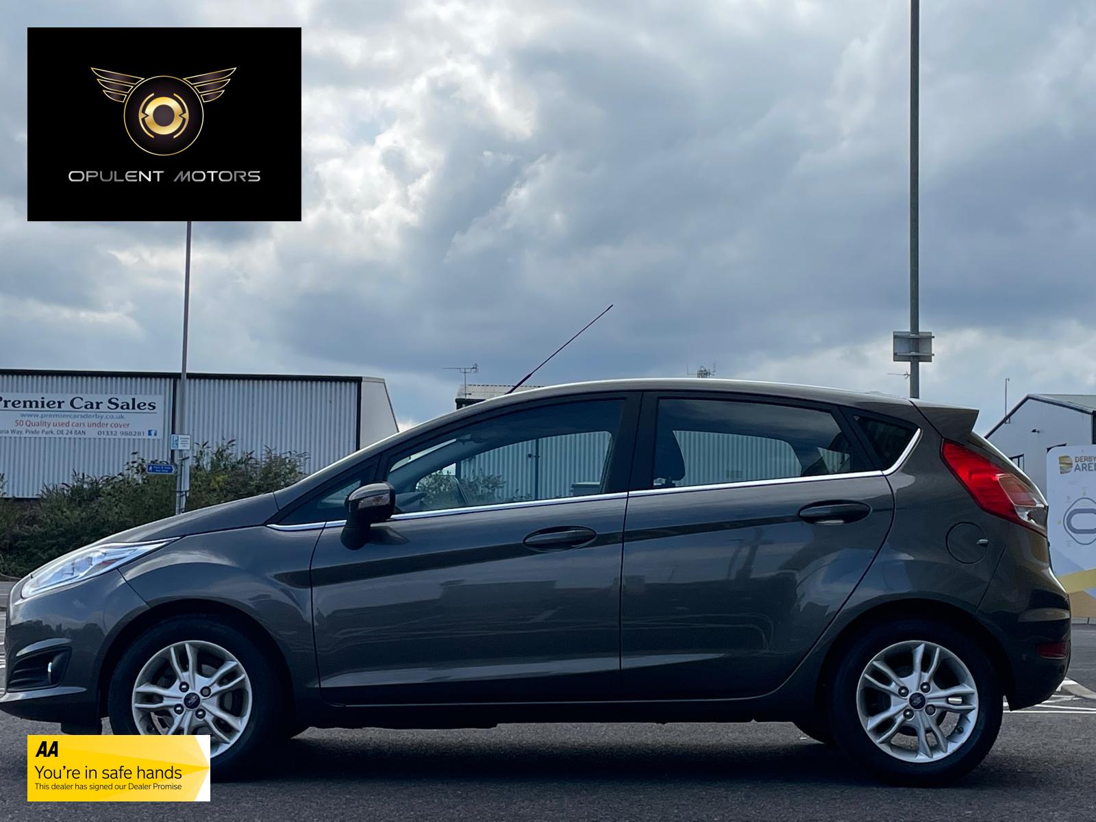 Ford Fiesta 1.0T EcoBoost Zetec Hatchback 5dr Petrol Powershift Euro 6 (100 ps)