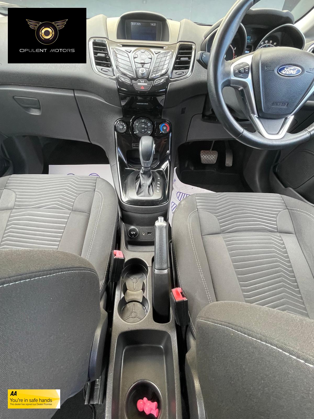 Ford Fiesta 1.0T EcoBoost Zetec Hatchback 5dr Petrol Powershift Euro 6 (100 ps)
