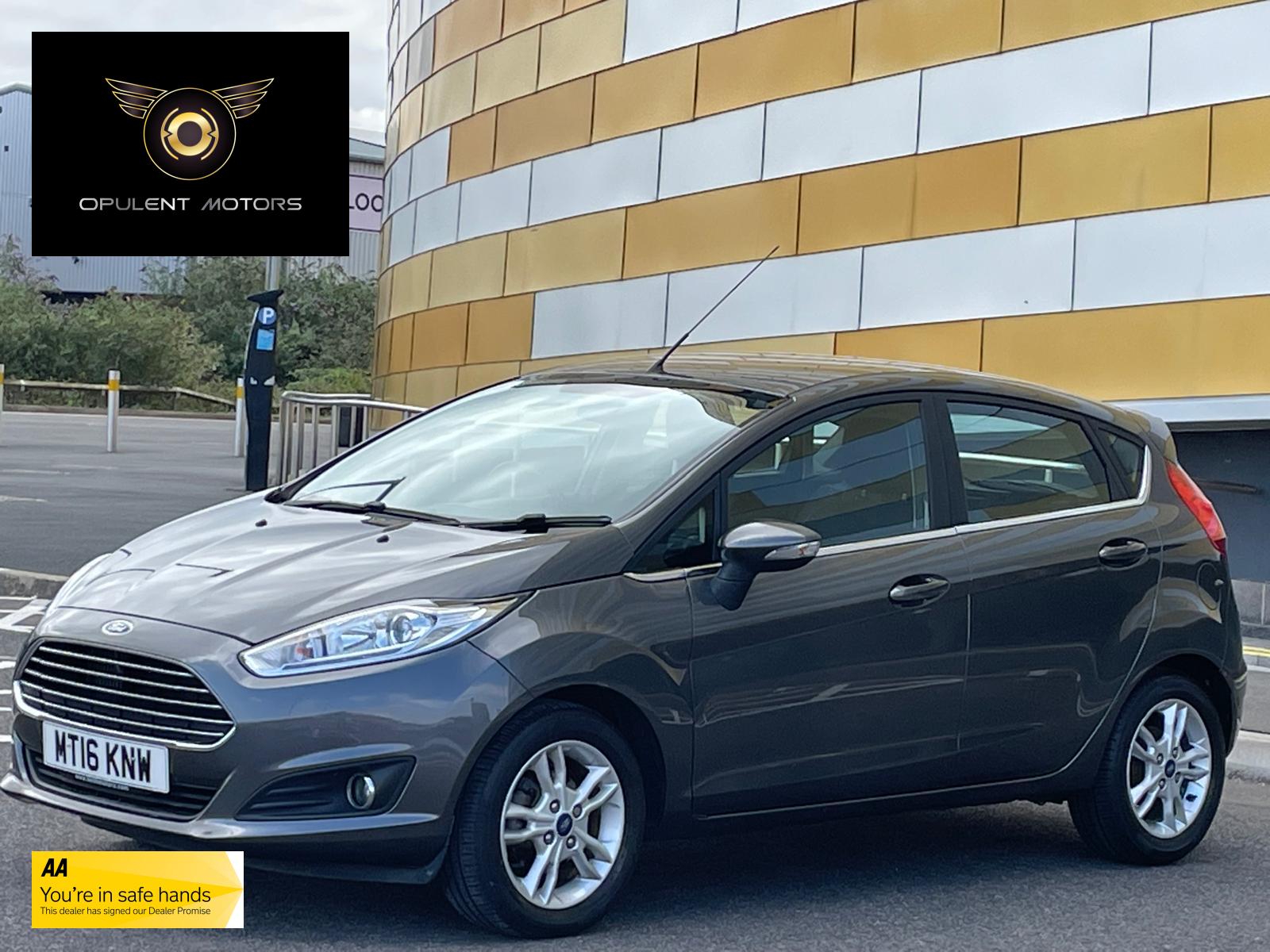 Ford Fiesta 1.0T EcoBoost Zetec Hatchback 5dr Petrol Powershift Euro 6 (100 ps)
