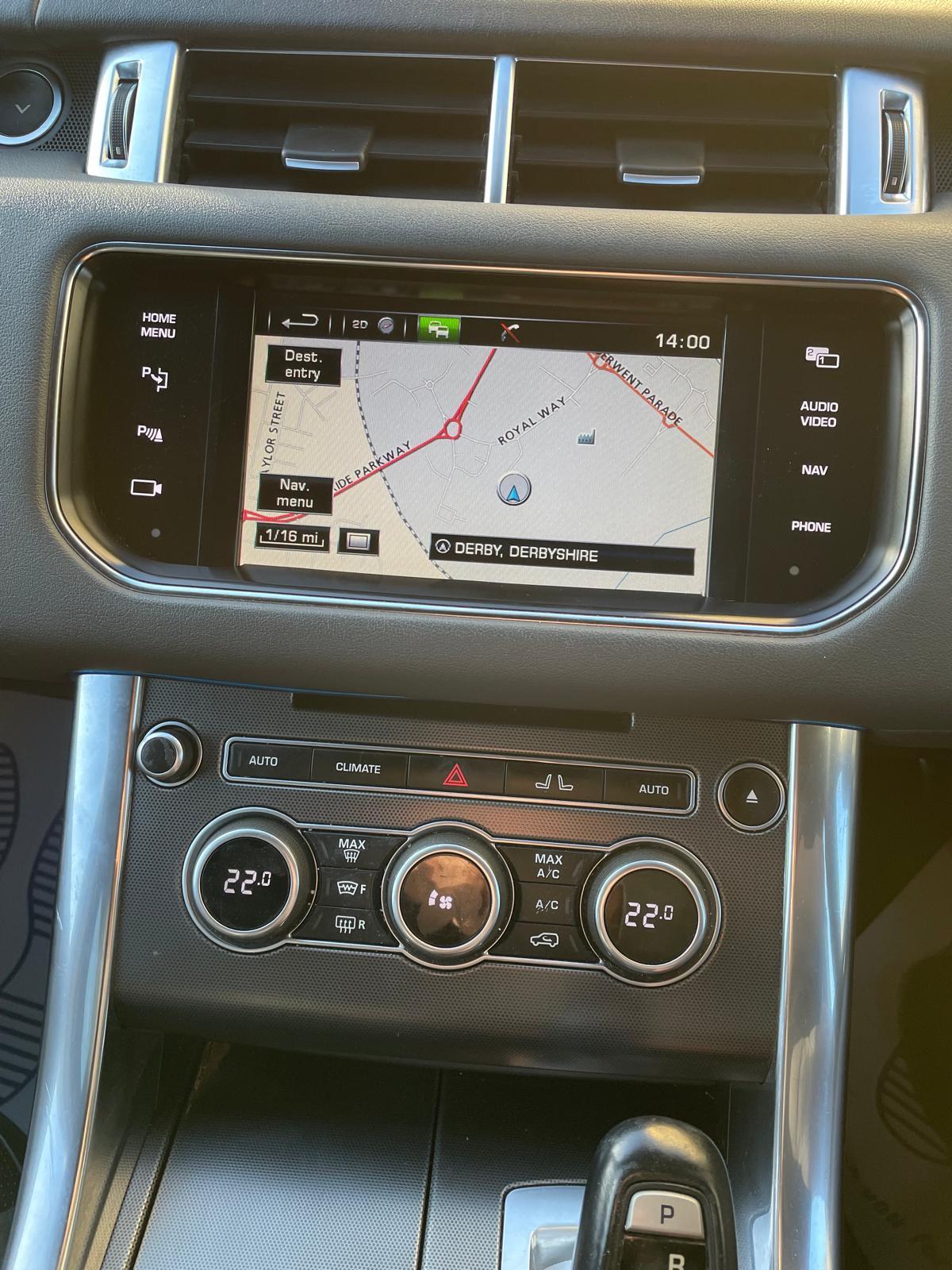 Land Rover Range Rover Sport 3.0 SD V6 HSE Dynamic SUV 5dr Diesel Auto 4WD Euro 5 (s/s) (292 ps)