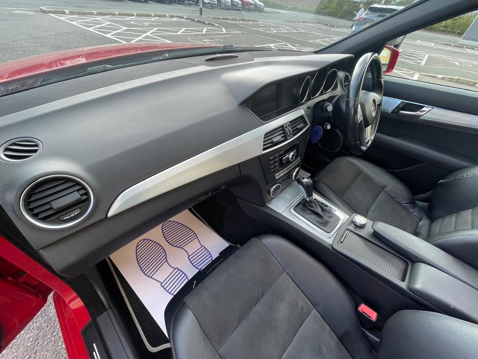 Mercedes-Benz C Class 2.1 C220 CDI AMG Sport Edition Saloon 4dr Diesel G-Tronic+ Euro 5 (s/s) (170 ps)
