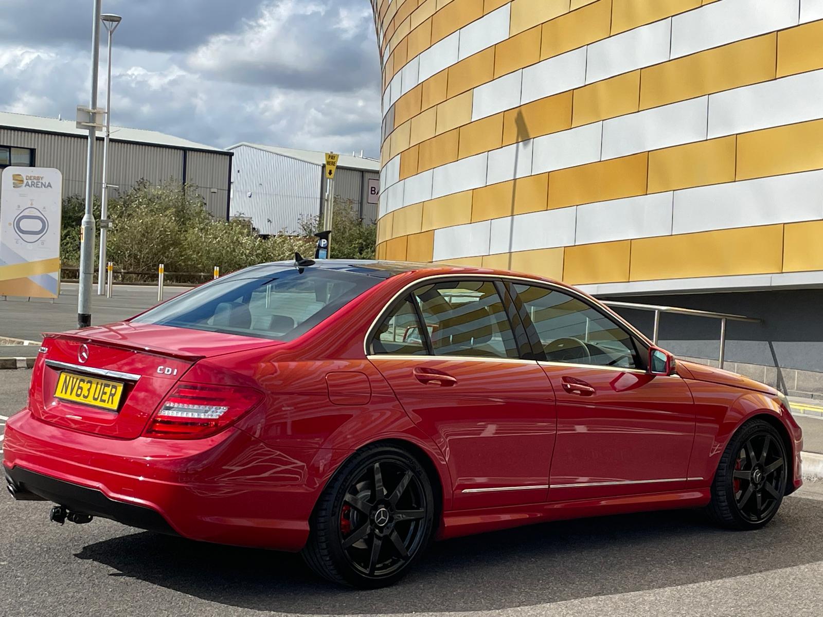 Mercedes-Benz C Class 2.1 C220 CDI AMG Sport Edition Saloon 4dr Diesel G-Tronic+ Euro 5 (s/s) (170 ps)