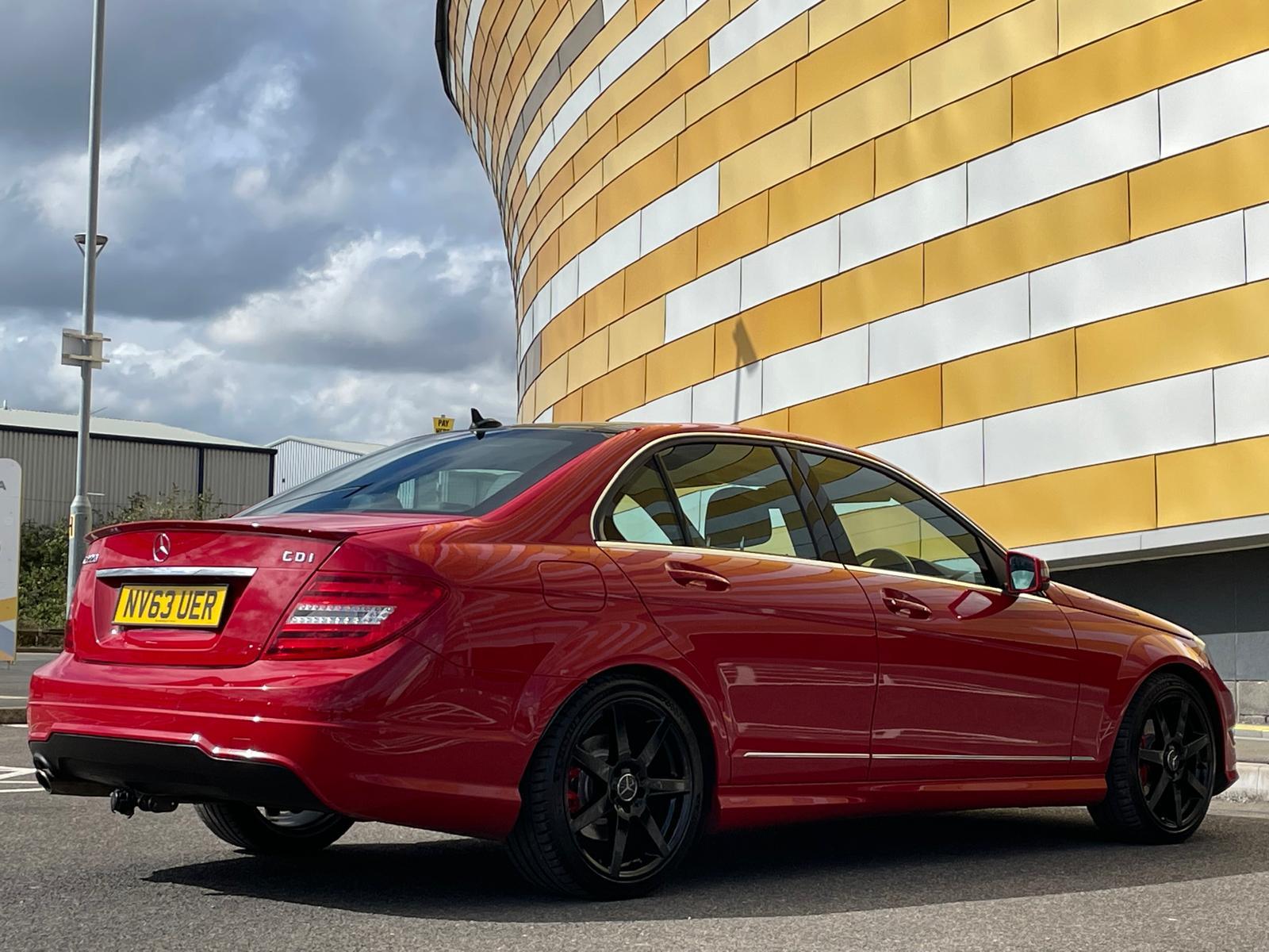 Mercedes-Benz C Class 2.1 C220 CDI AMG Sport Edition Saloon 4dr Diesel G-Tronic+ Euro 5 (s/s) (170 ps)