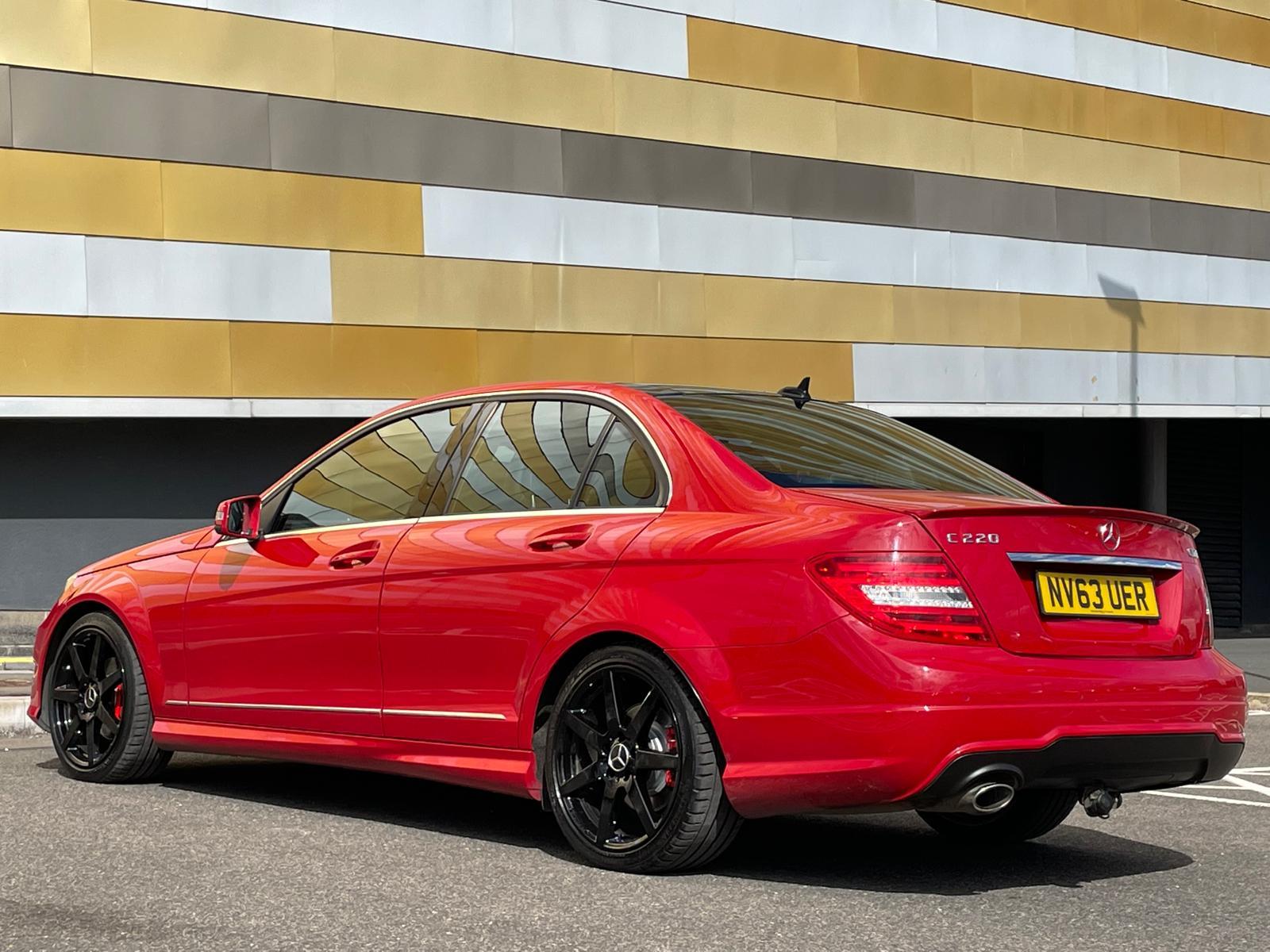 Mercedes-Benz C Class 2.1 C220 CDI AMG Sport Edition Saloon 4dr Diesel G-Tronic+ Euro 5 (s/s) (170 ps)