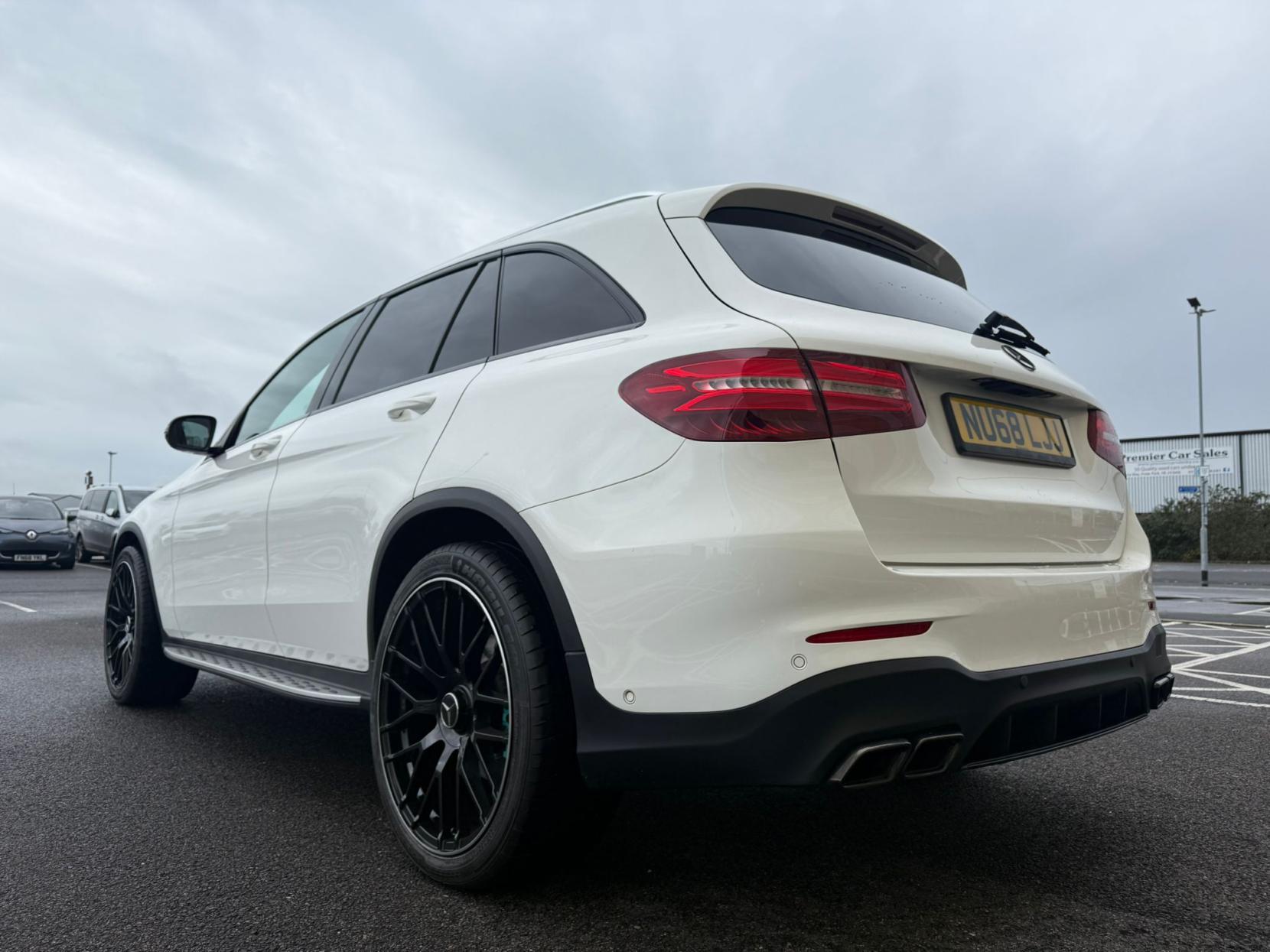 Mercedes-Benz GLC 2.0 GLC250 AMG Line SUV 5dr Petrol G-Tronic+ 4MATIC Euro 6 (s/s) (211 ps)