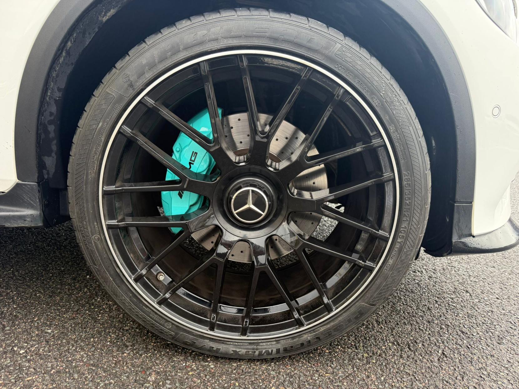 Mercedes-Benz GLC 2.0 GLC250 AMG Line SUV 5dr Petrol G-Tronic+ 4MATIC Euro 6 (s/s) (211 ps)