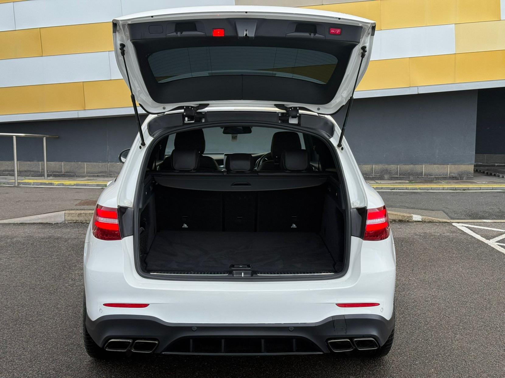 Mercedes-Benz GLC 2.0 GLC250 AMG Line SUV 5dr Petrol G-Tronic+ 4MATIC Euro 6 (s/s) (211 ps)