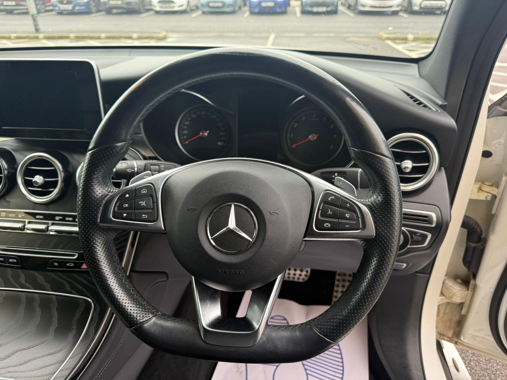 Mercedes-Benz GLC 2.0 GLC250 AMG Line SUV 5dr Petrol G-Tronic+ 4MATIC Euro 6 (s/s) (211 ps)