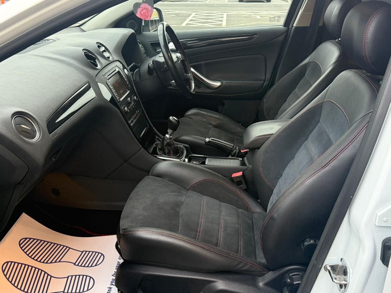 Ford Mondeo 2.2 TDCi Titanium X Sport Estate 5dr Diesel Manual Euro 5 (200 ps)