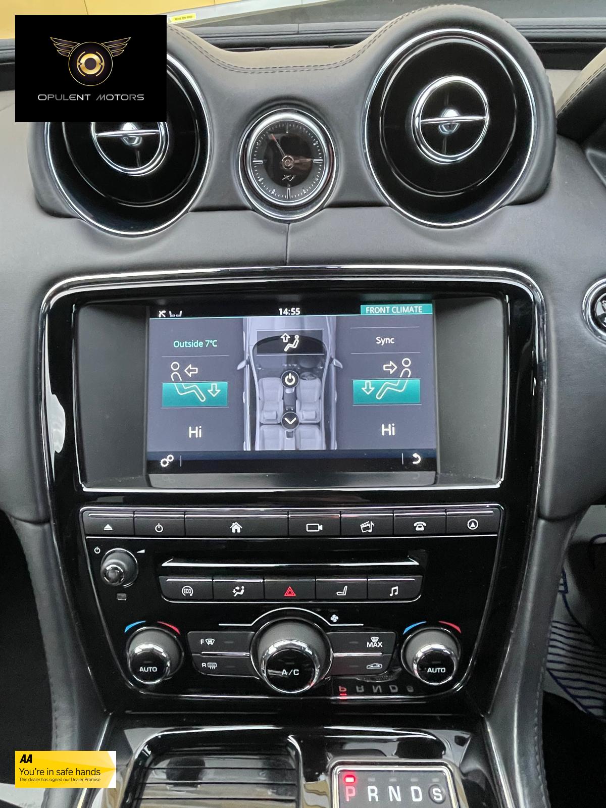 Jaguar XJ 3.0d V6 R-Sport Saloon 4dr Diesel Auto Euro 6 (s/s) (300 ps)