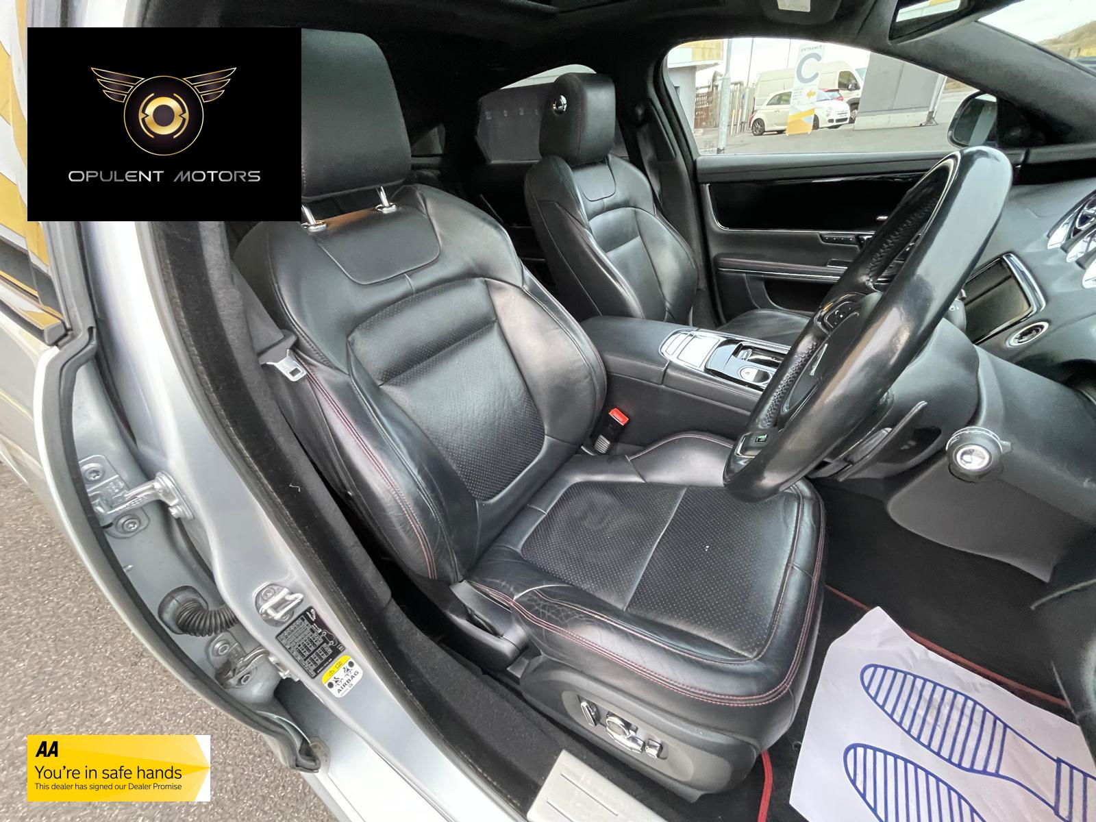 Jaguar XJ 3.0d V6 R-Sport Saloon 4dr Diesel Auto Euro 6 (s/s) (300 ps)