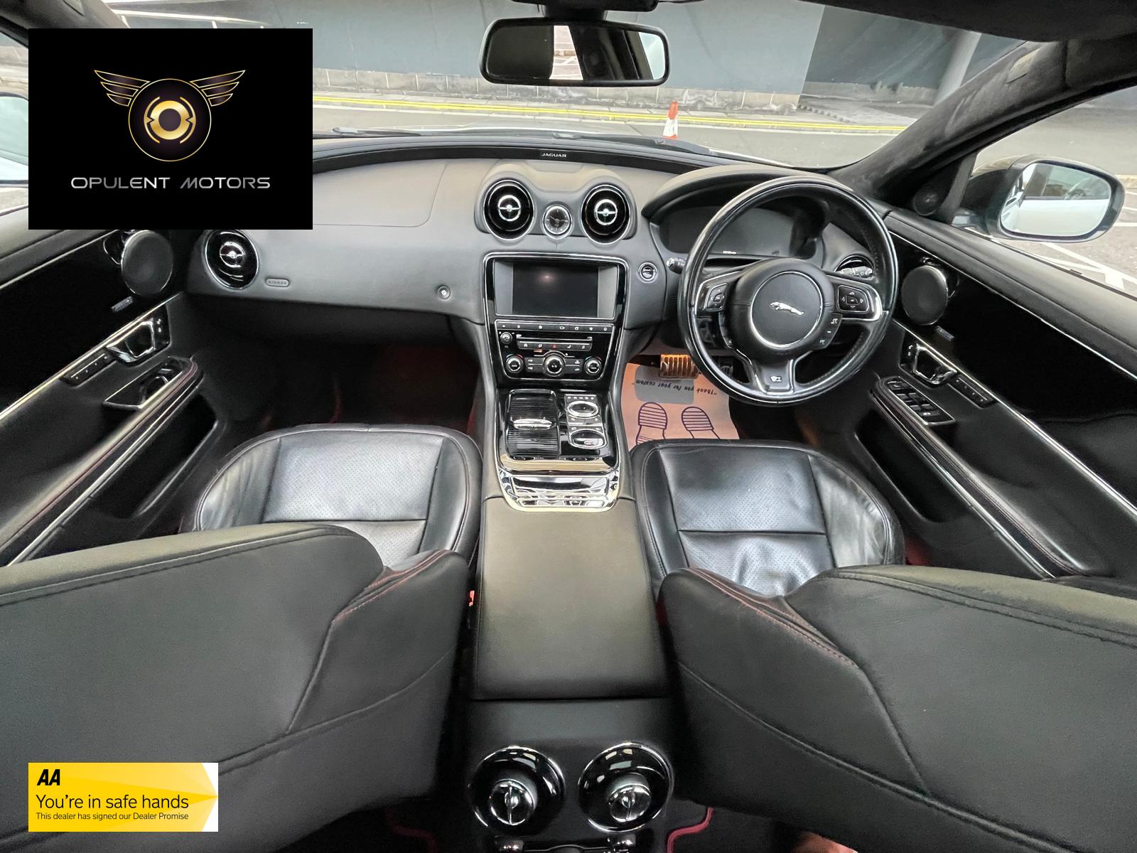Jaguar XJ 3.0d V6 R-Sport Saloon 4dr Diesel Auto Euro 6 (s/s) (300 ps)
