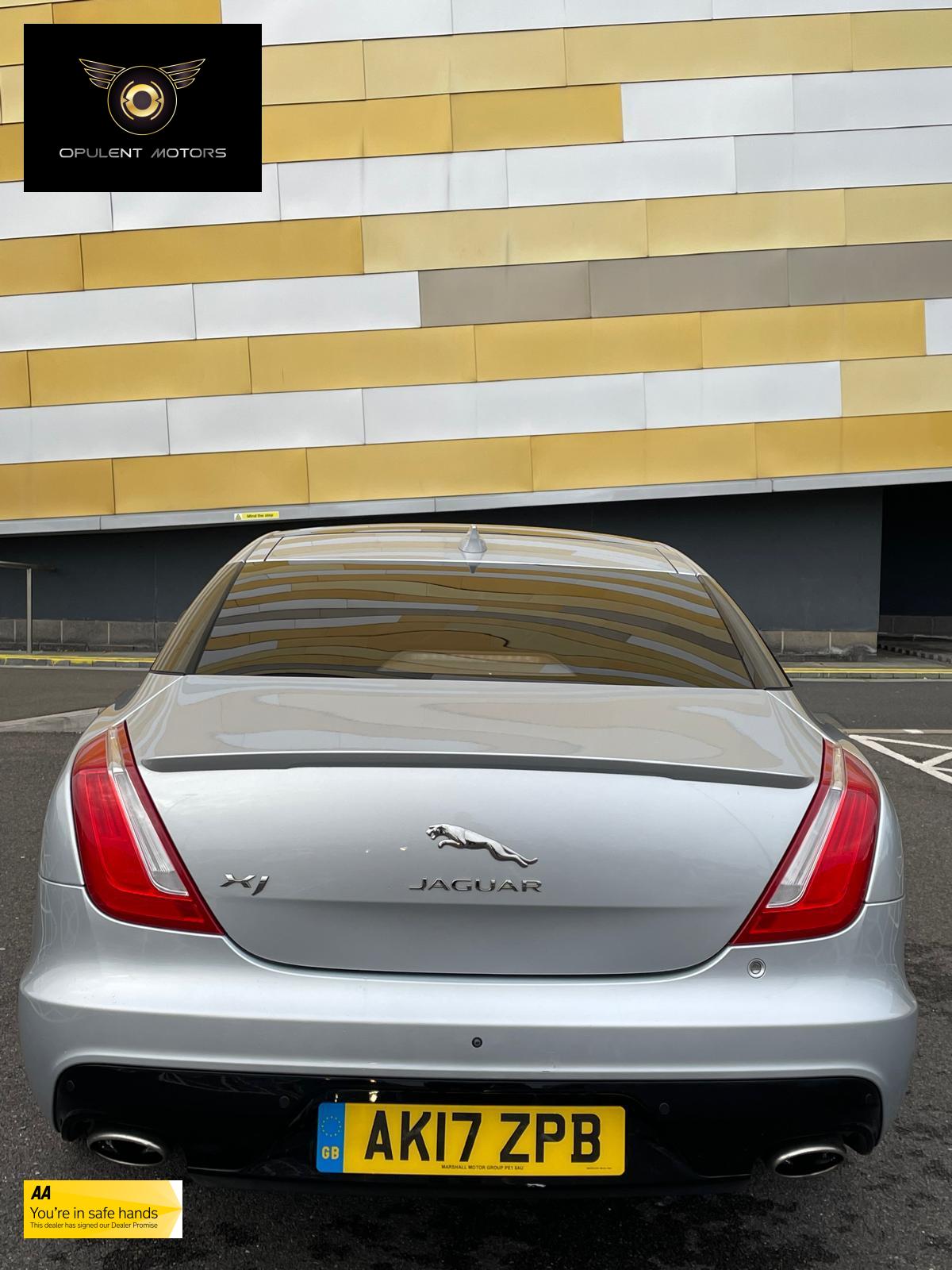 Jaguar XJ 3.0d V6 R-Sport Saloon 4dr Diesel Auto Euro 6 (s/s) (300 ps)