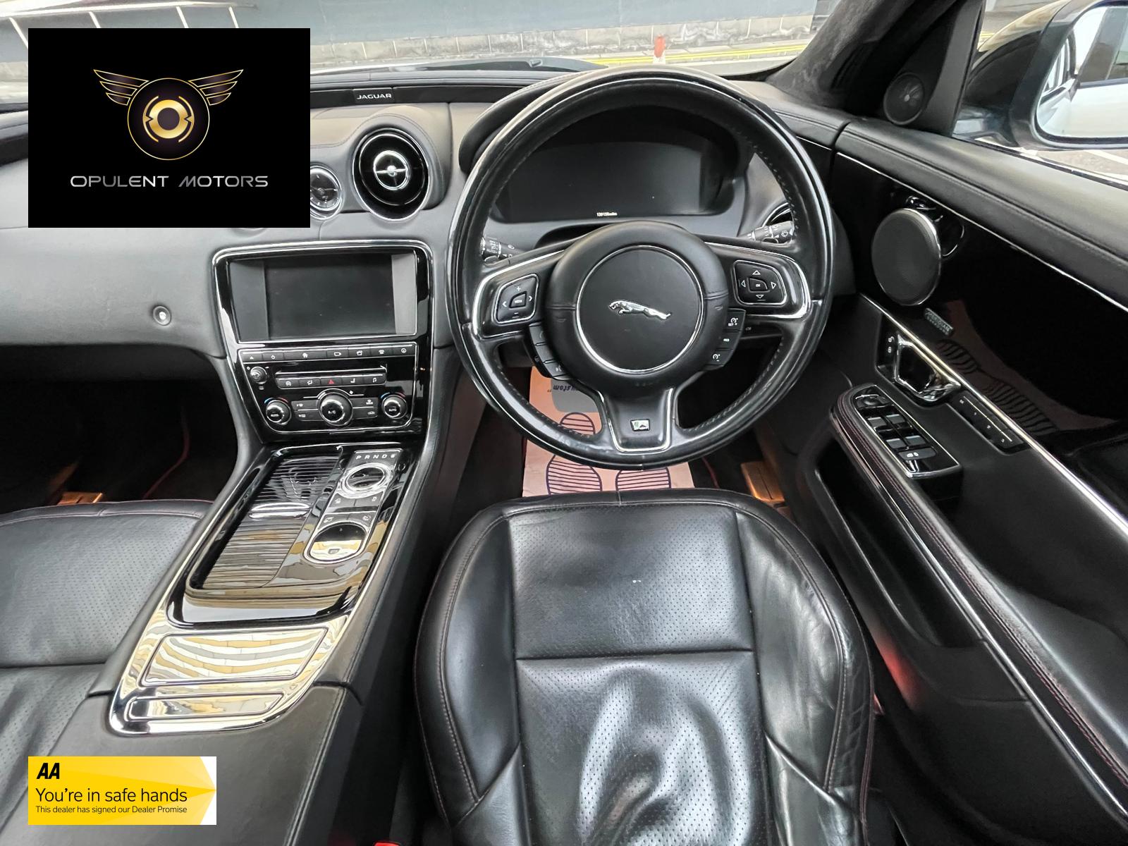 Jaguar XJ 3.0d V6 R-Sport Saloon 4dr Diesel Auto Euro 6 (s/s) (300 ps)