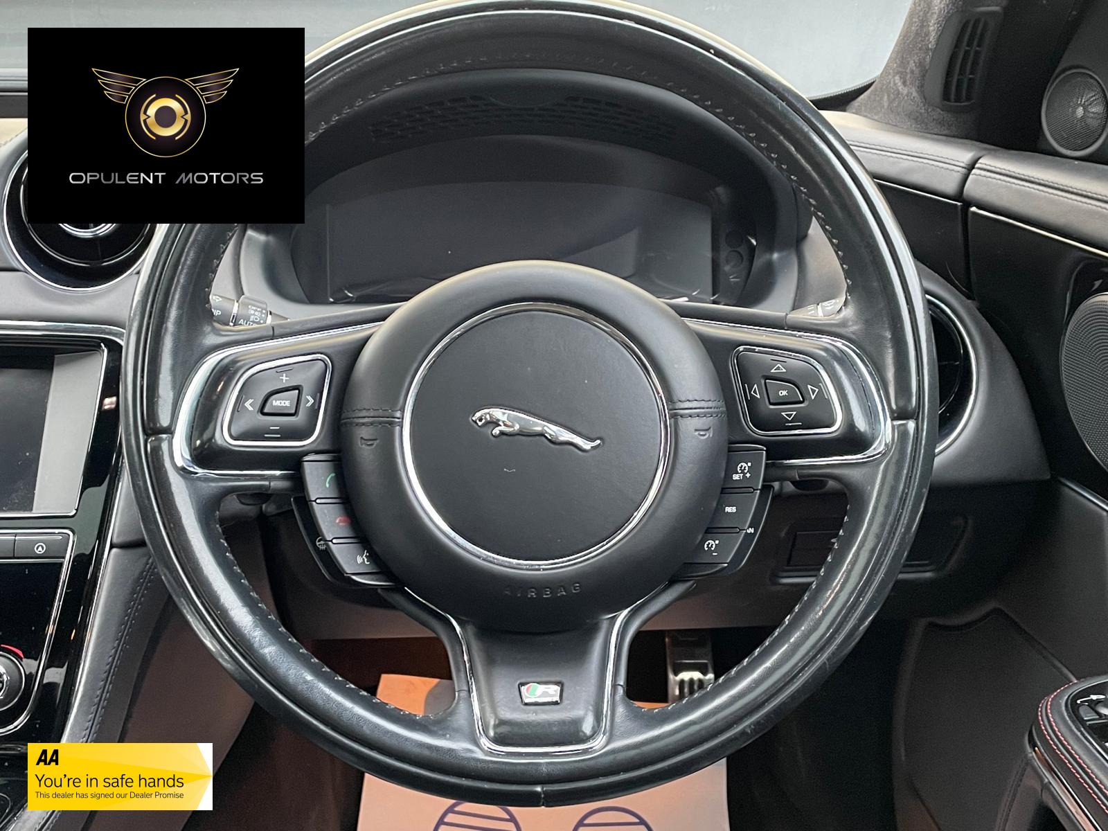 Jaguar XJ 3.0d V6 R-Sport Saloon 4dr Diesel Auto Euro 6 (s/s) (300 ps)