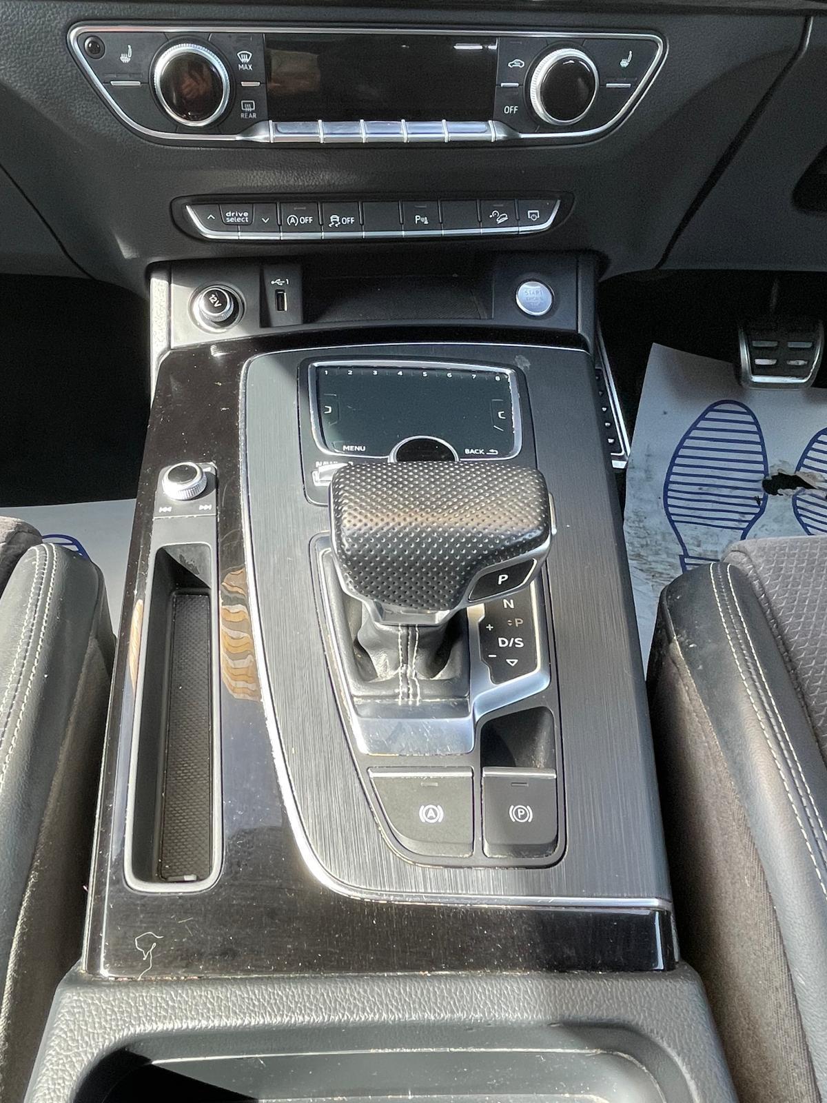 Audi Q5 2.0 TDI 40 S line SUV 5dr Diesel S Tronic quattro Euro 6 (s/s) (190 ps)