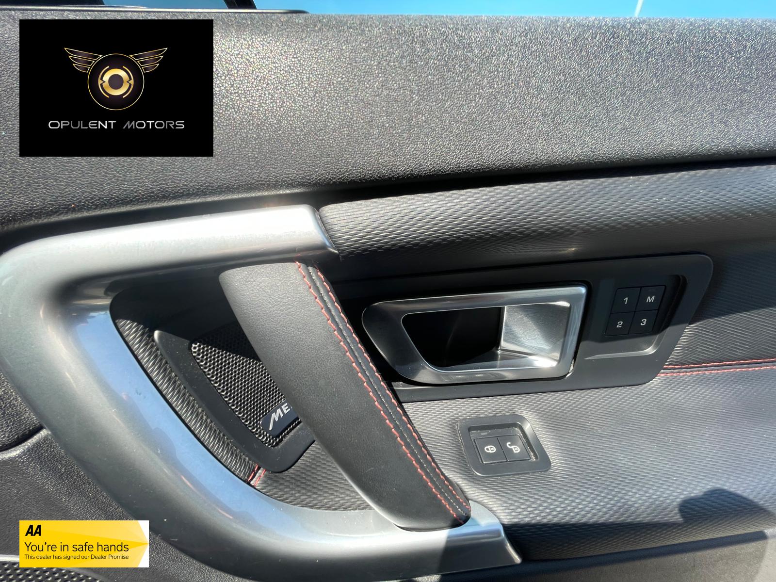 Land Rover Discovery Sport 2.0 TD4 HSE Dynamic Lux SUV 5dr Diesel Auto 4WD Euro 6 (s/s) (180 ps)