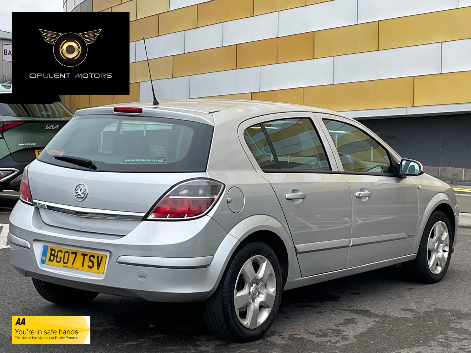 Vauxhall Astra 1.4i 16v Energy Hatchback 5dr Petrol Manual (151 g/km, 89 bhp)