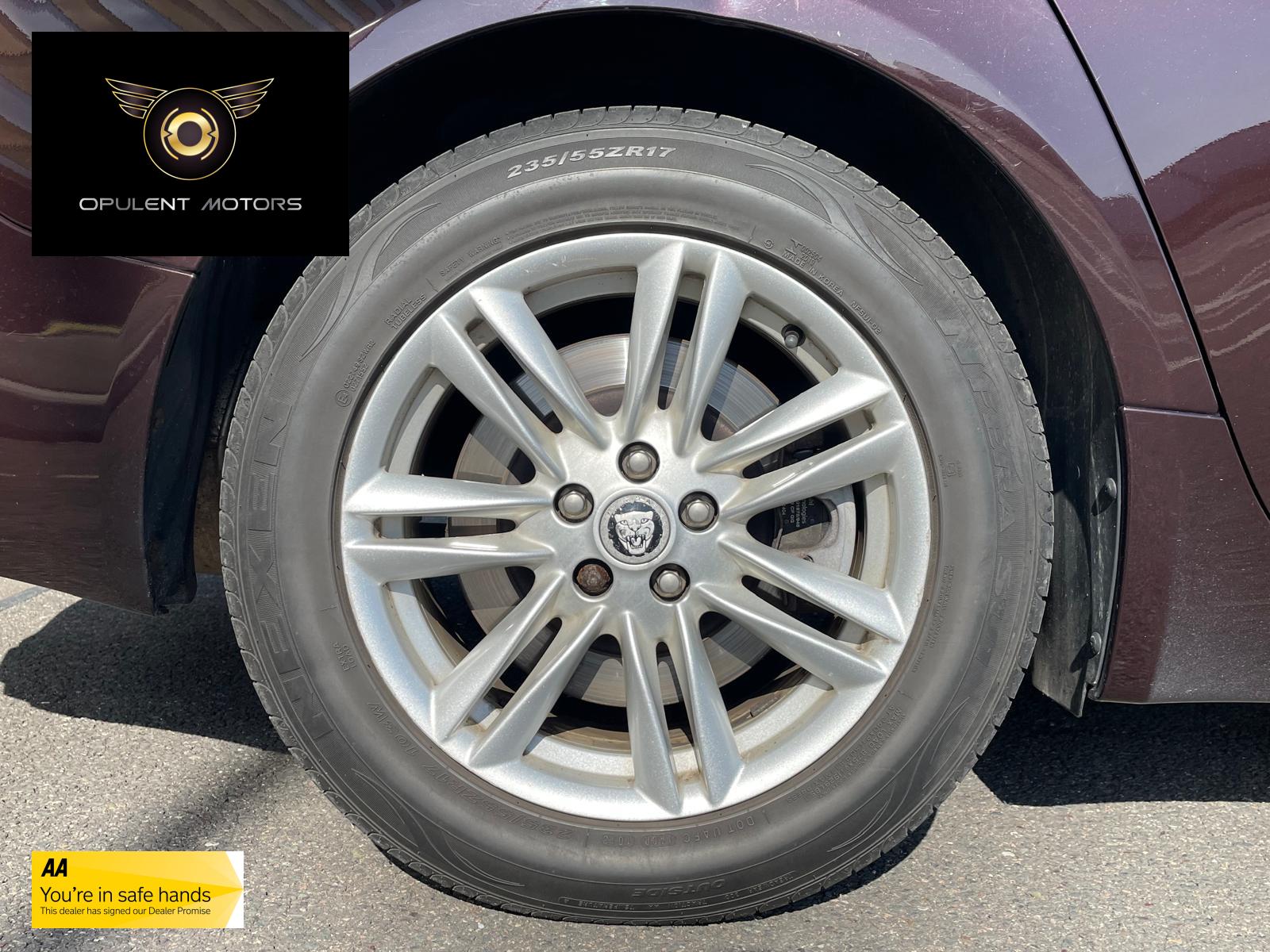 Jaguar XF 2.2d Luxury Saloon 4dr Diesel Auto Euro 5 (s/s) (190 ps)