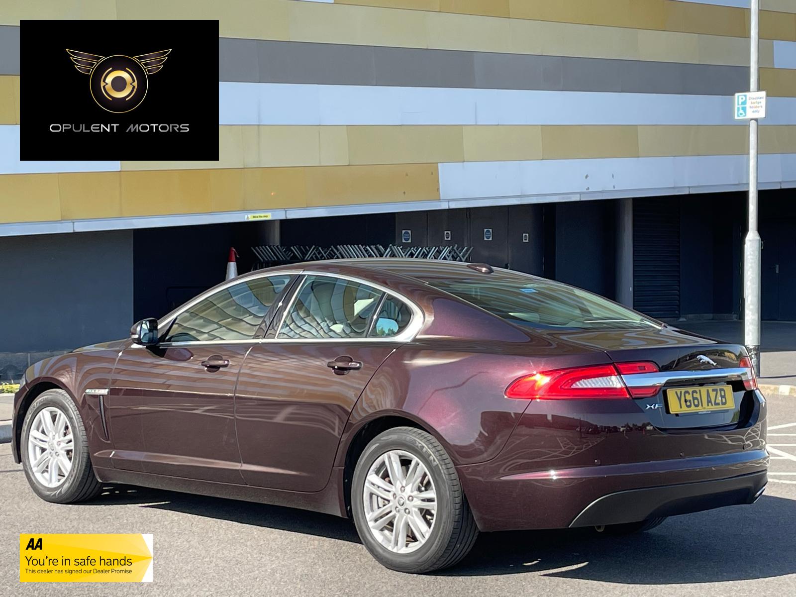 Jaguar XF 2.2d Luxury Saloon 4dr Diesel Auto Euro 5 (s/s) (190 ps)
