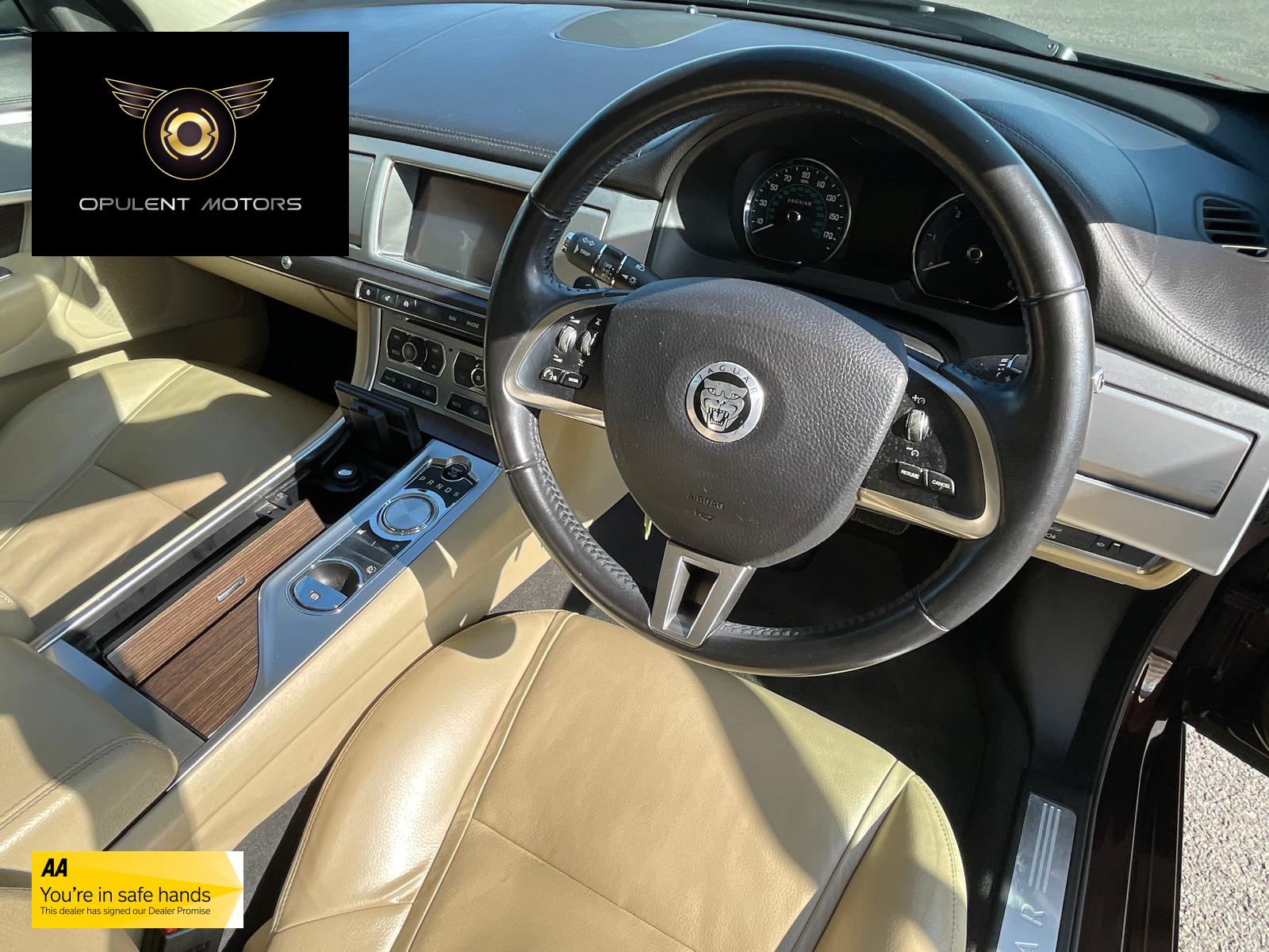 Jaguar XF 2.2d Luxury Saloon 4dr Diesel Auto Euro 5 (s/s) (190 ps)