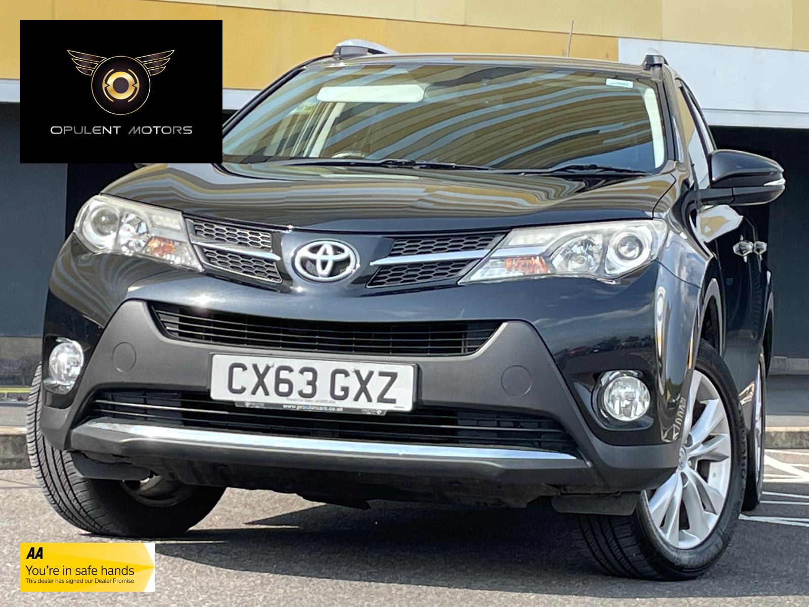 Toyota RAV4 2.2 D-4D Invincible SUV 5dr Diesel Manual 4WD Euro 5 (150 ps)
