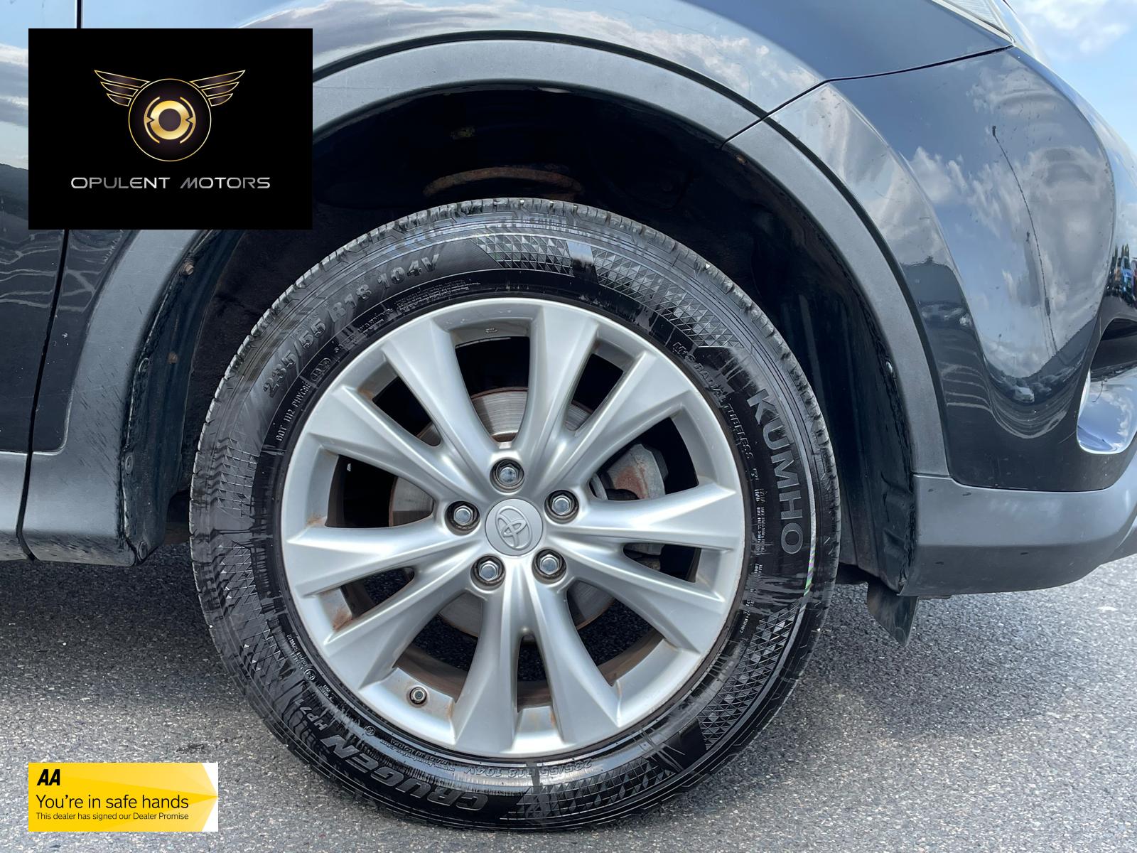Toyota RAV4 2.2 D-4D Invincible SUV 5dr Diesel Manual 4WD Euro 5 (150 ps)