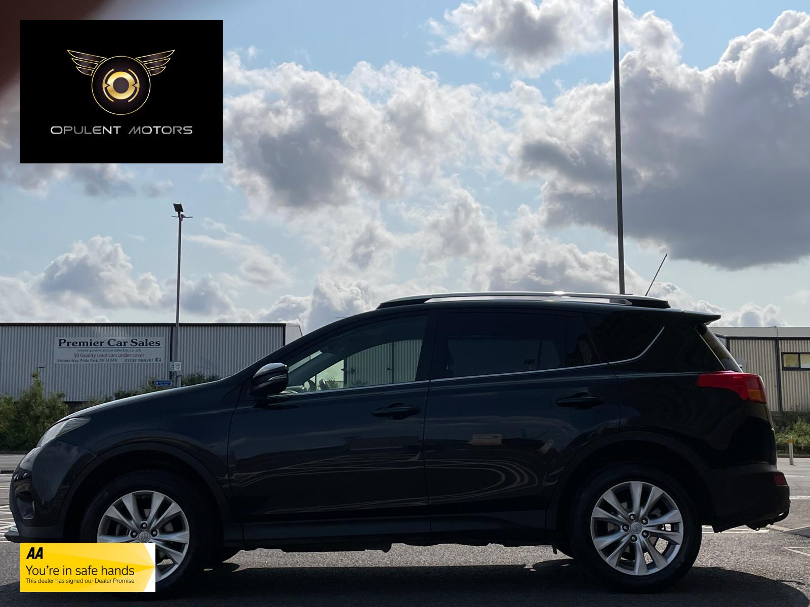 Toyota RAV4 2.2 D-4D Invincible SUV 5dr Diesel Manual 4WD Euro 5 (150 ps)