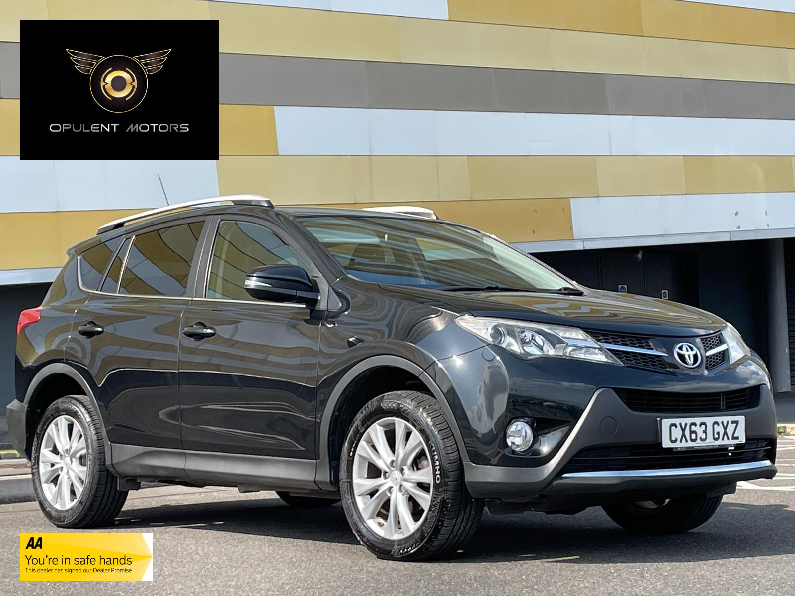Toyota RAV4 2.2 D-4D Invincible SUV 5dr Diesel Manual 4WD Euro 5 (150 ps)