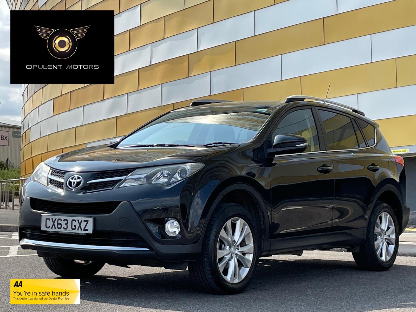 Toyota RAV4 2.2 D-4D Invincible SUV 5dr Diesel Manual 4WD Euro 5 (150 ps)