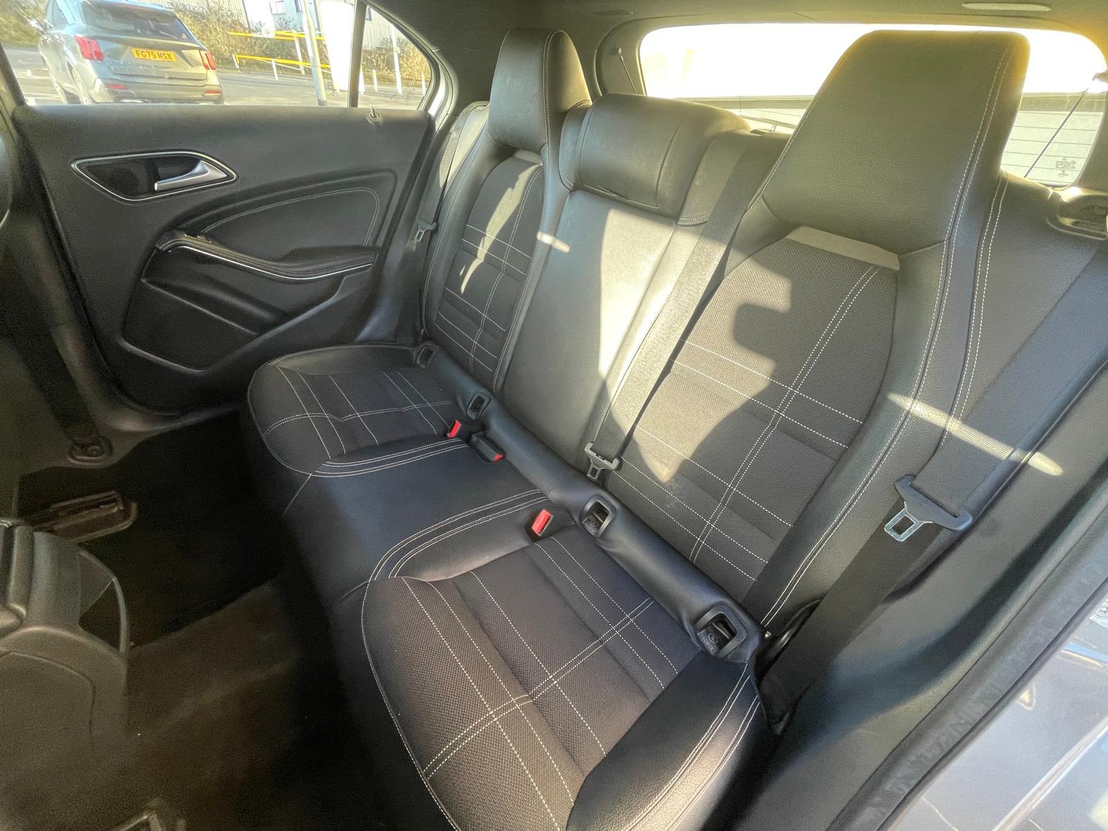 Mercedes-Benz A Class 2.1 A200 CDI Sport Hatchback 5dr Diesel 7G-DCT Euro 6 (s/s) (136 ps)