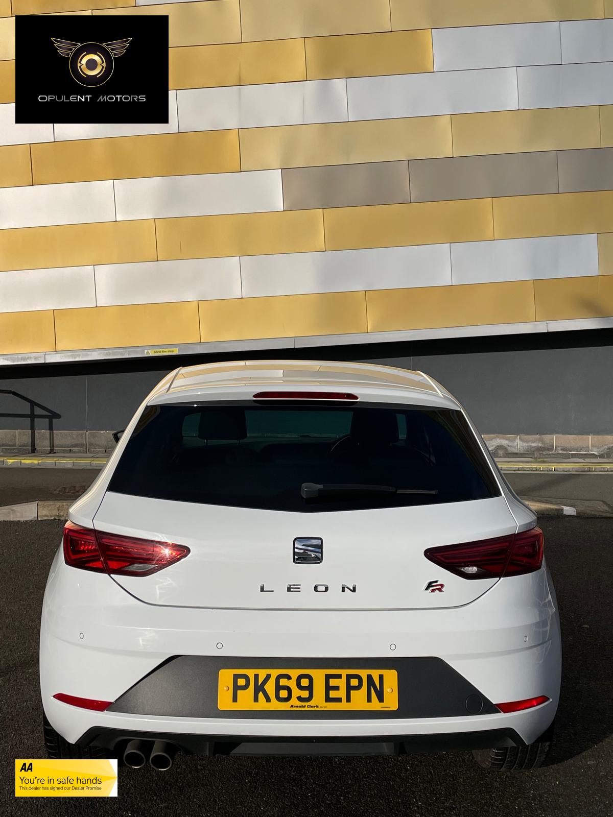 SEAT Leon 1.5 TSI EVO FR Black Edition Hatchback 5dr Petrol Manual Euro 6 (s/s) (150 ps)