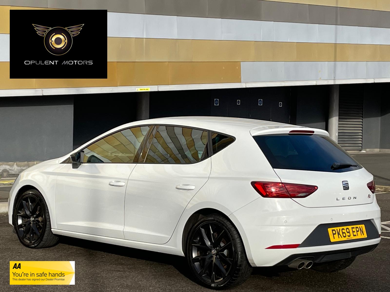 SEAT Leon 1.5 TSI EVO FR Black Edition Hatchback 5dr Petrol Manual Euro 6 (s/s) (150 ps)