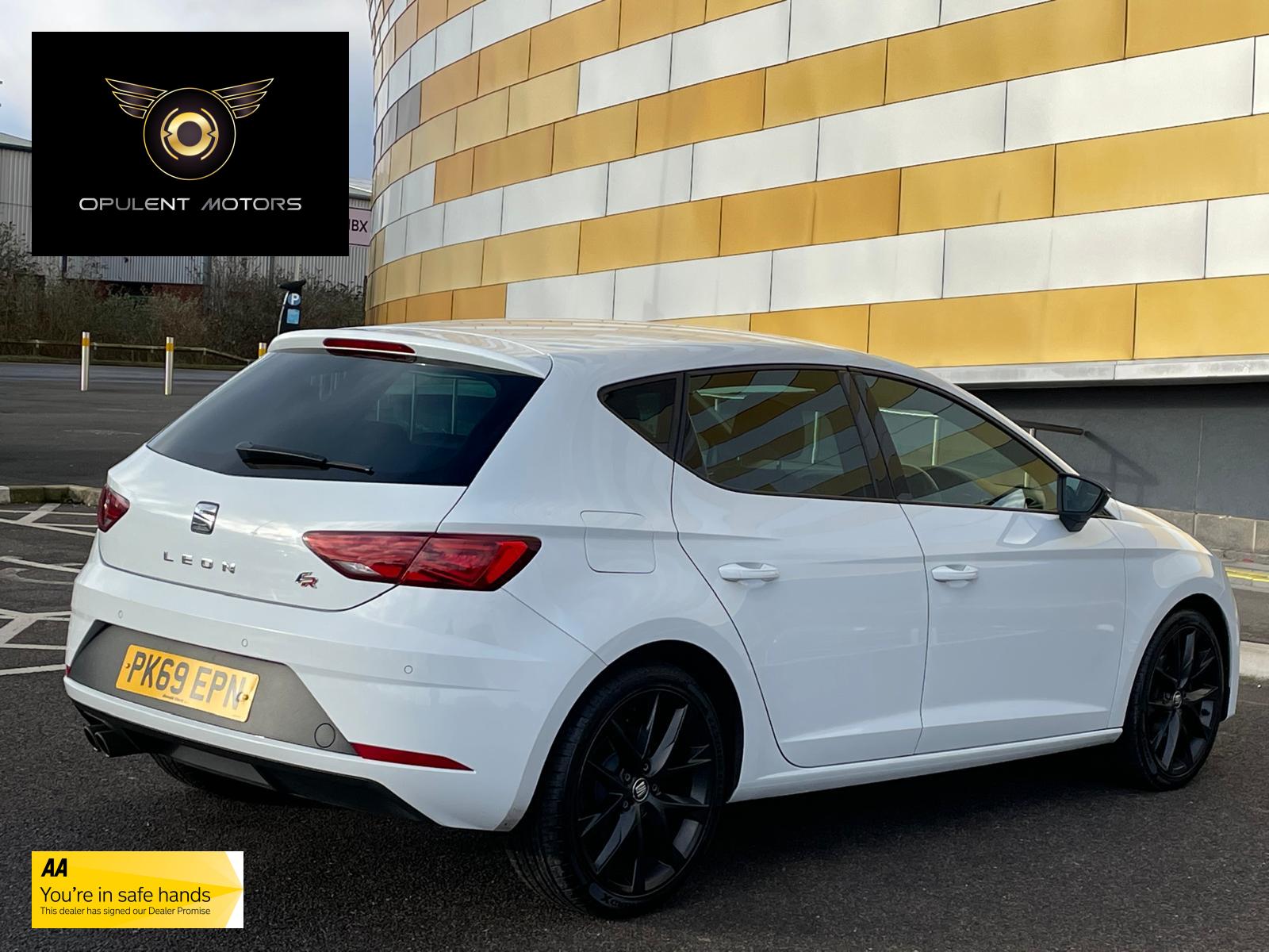 SEAT Leon 1.5 TSI EVO FR Black Edition Hatchback 5dr Petrol Manual Euro 6 (s/s) (150 ps)