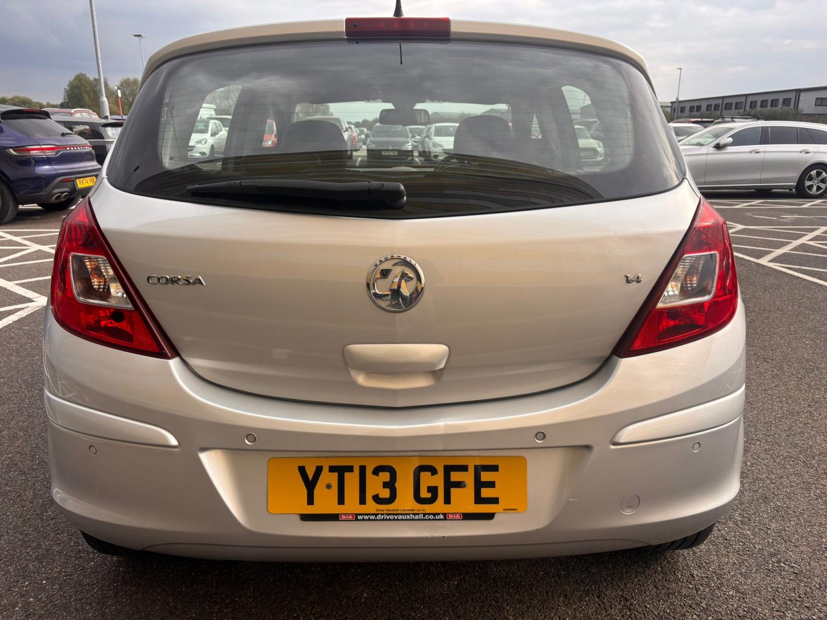 Vauxhall Corsa 1.4 16V SE Hatchback 5dr Petrol Auto Euro 5 (100 ps)