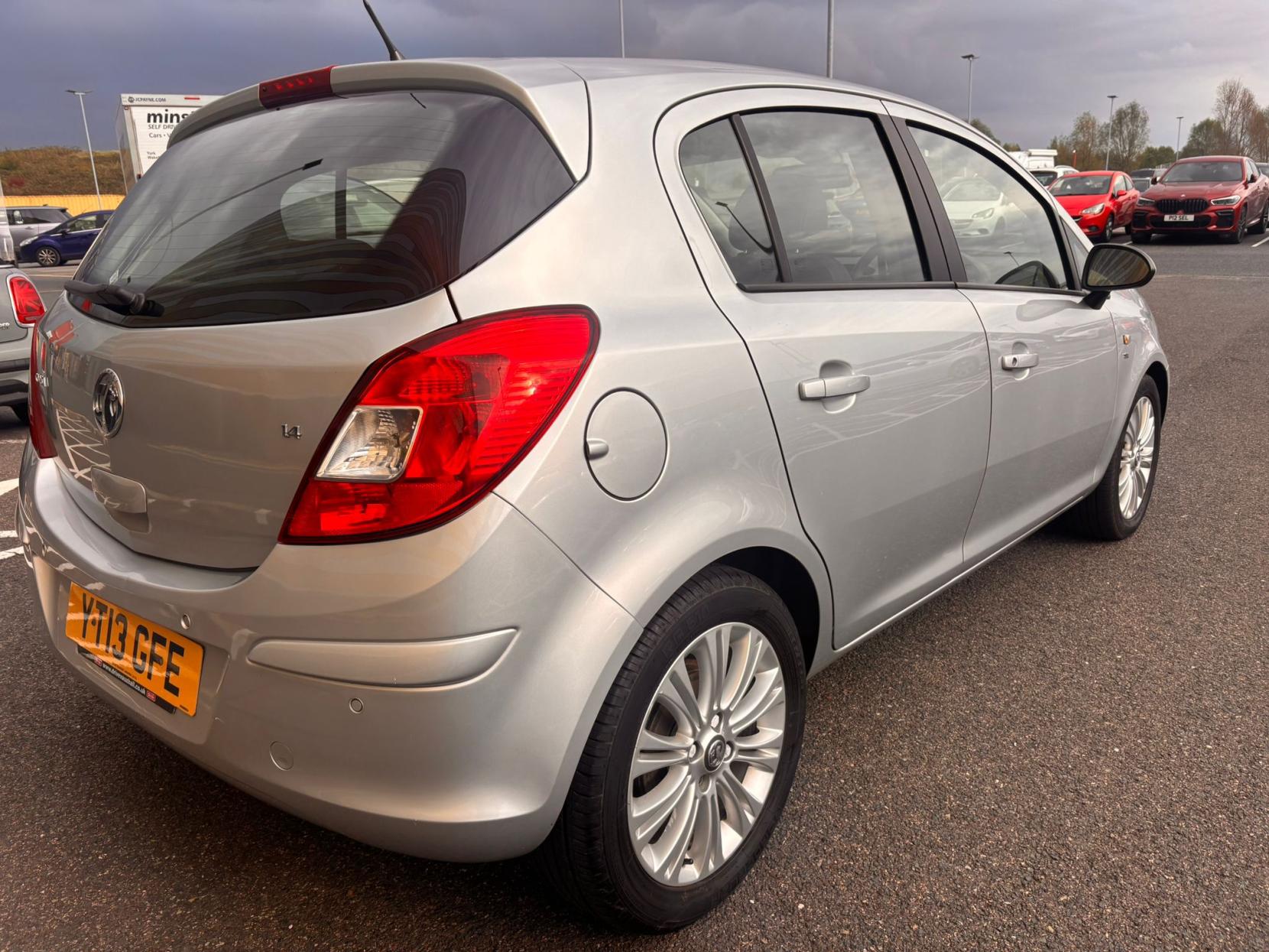 Vauxhall Corsa 1.4 16V SE Hatchback 5dr Petrol Auto Euro 5 (100 ps)